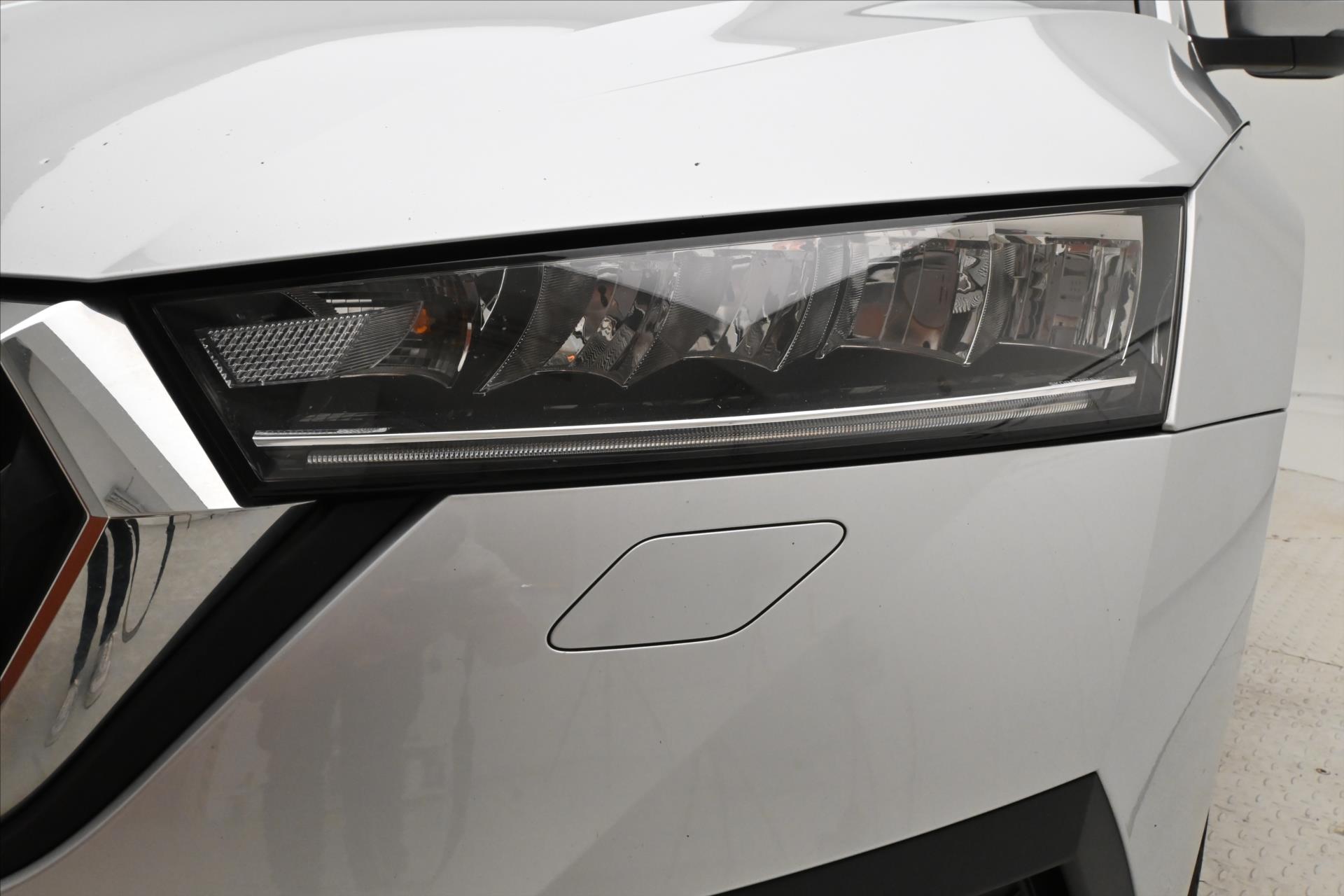 Hlavní fotografie vozu Škoda Octavia 2,0 TDI 110kW DSG Ambition Záruka až 5 let (22)