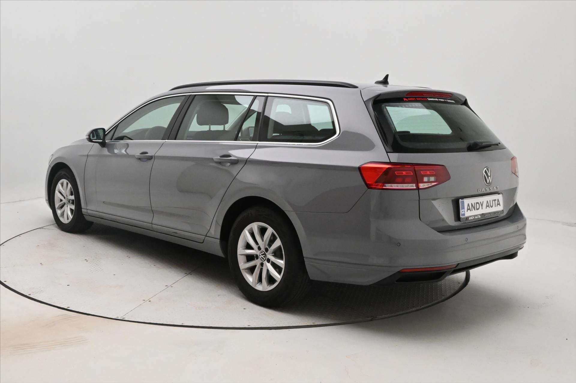Hlavní fotografie vozu Volkswagen Passat 2,0 TDI 110 kW DSG Business Záruka až 5 let (7)