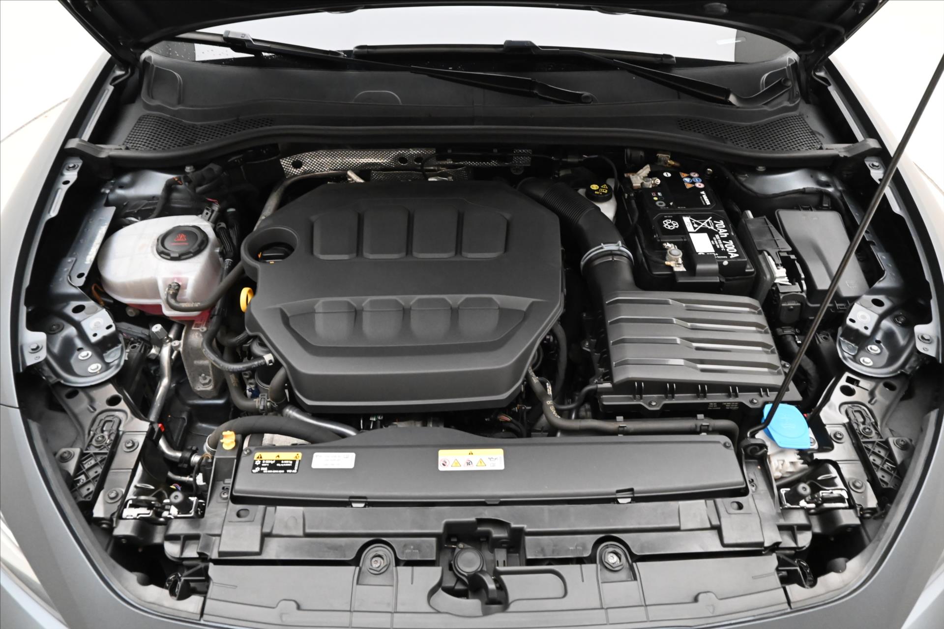 Hlavní fotografie vozu Cupra Leon 2,0 TSI ST 180kW DSG Záruka až 5 let (9)
