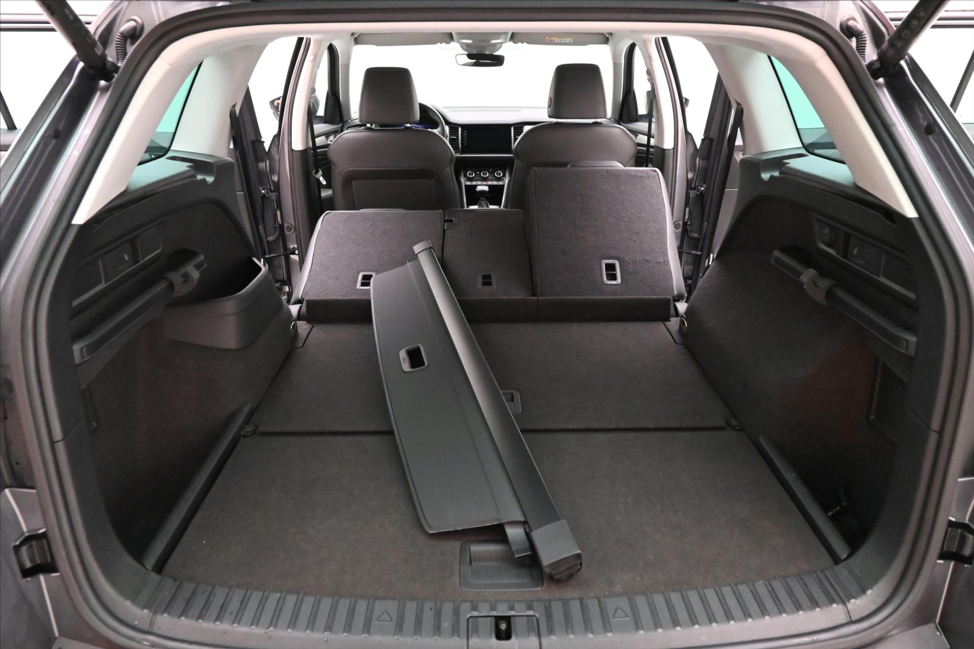 Hlavní fotografie vozu Škoda Kodiaq 2,0 TDI 147kW DSG 4x4 Style Záruka až 5 let (11)
