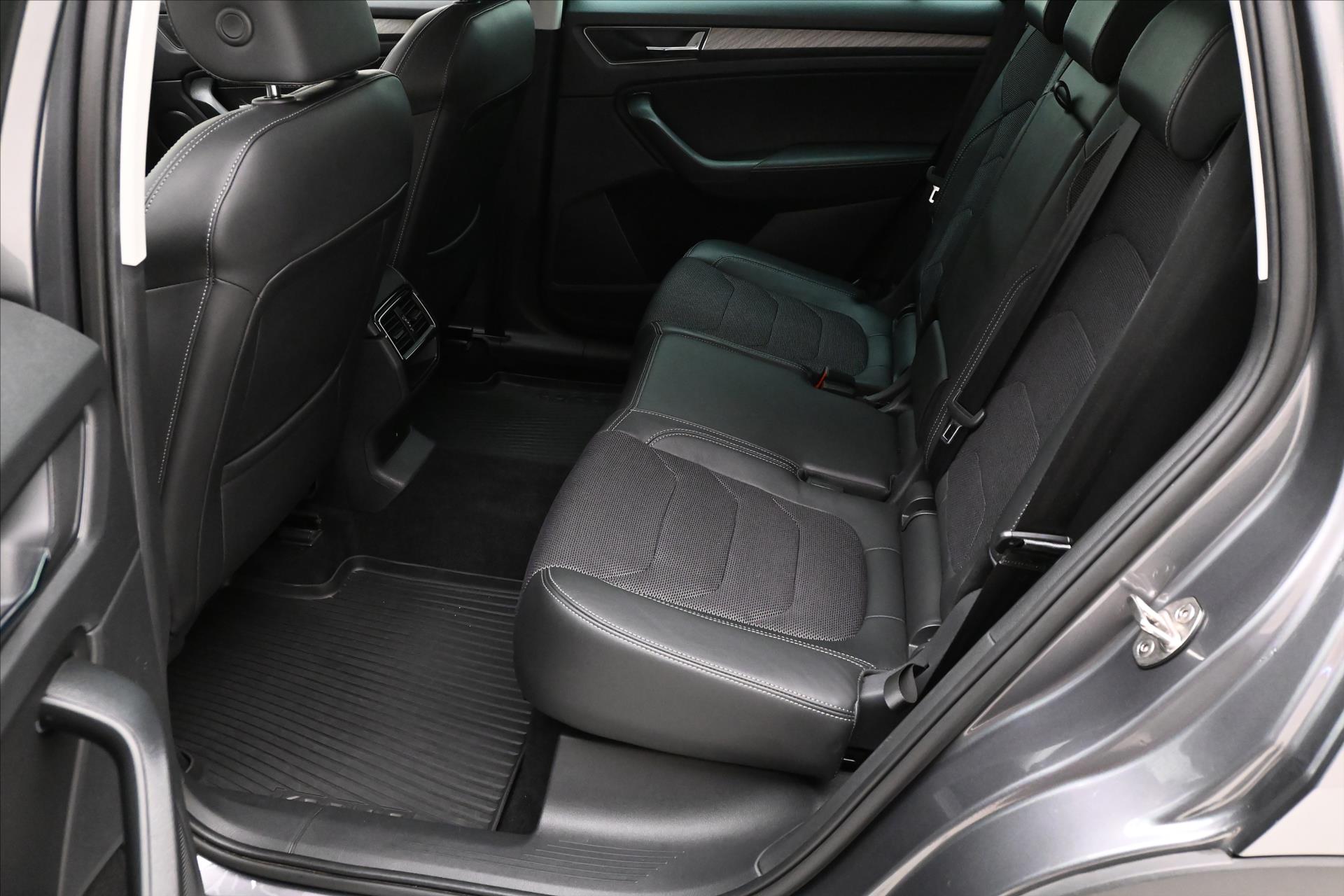 Hlavní fotografie vozu Škoda Kodiaq 2,0 TDI 147kW DSG 4x4 Style Záruka až 5 let (14)