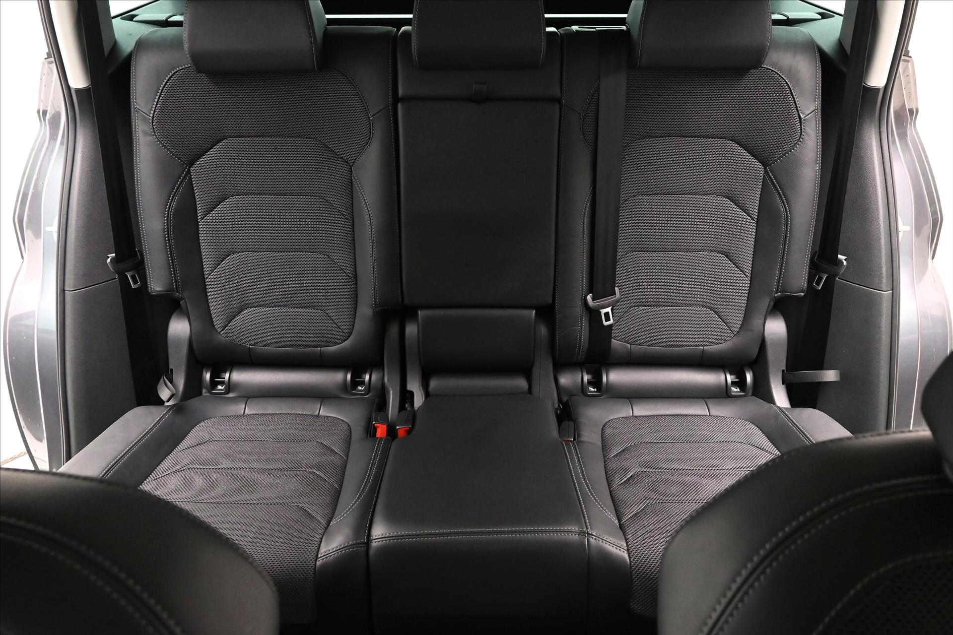 Hlavní fotografie vozu Škoda Kodiaq 2,0 TDI 147kW DSG 4x4 Style Záruka až 5 let (28)