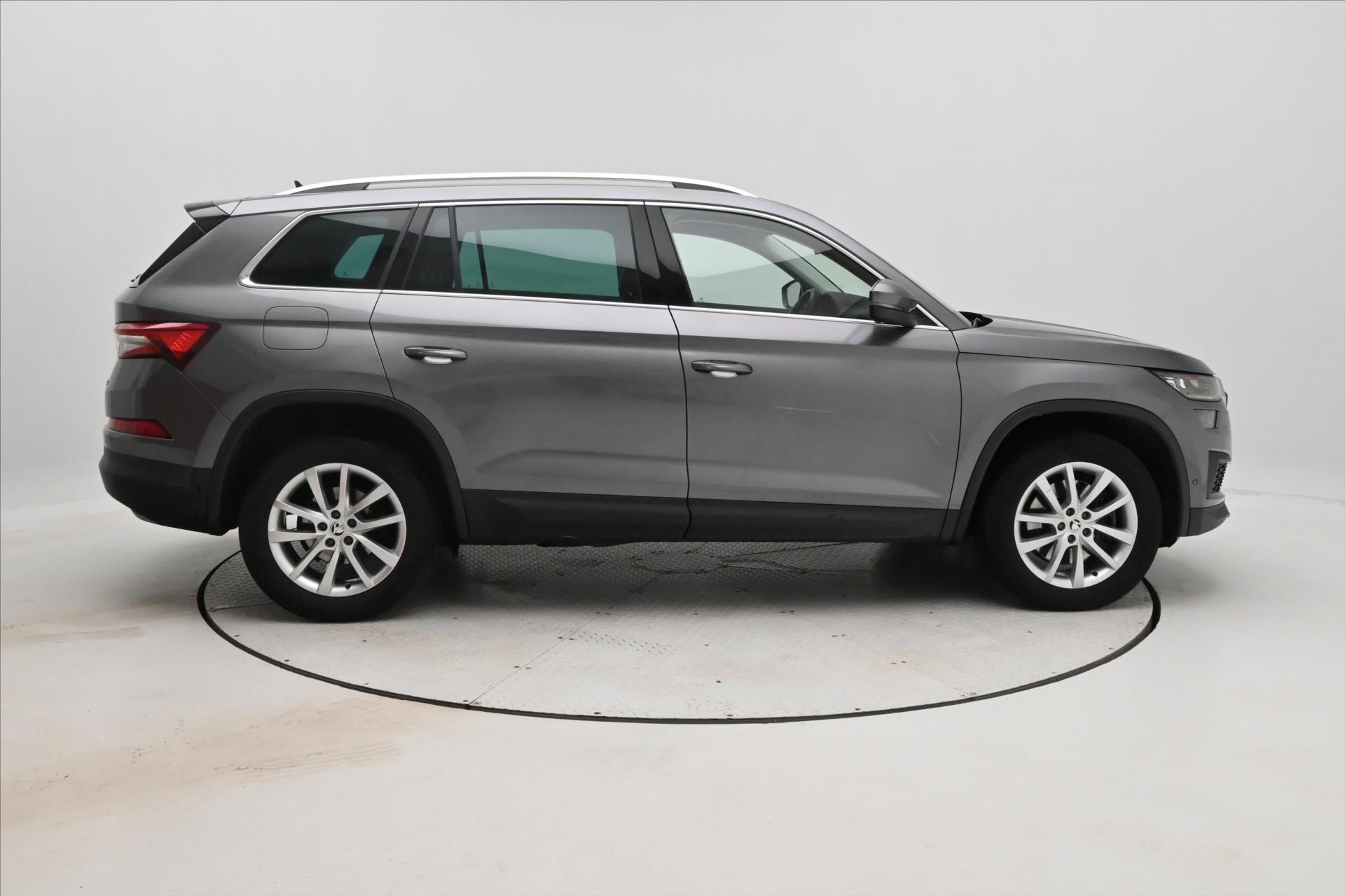Hlavní fotografie vozu Škoda Kodiaq 2,0 TDI 147kW DSG 4x4 Style Záruka až 5 let (4)