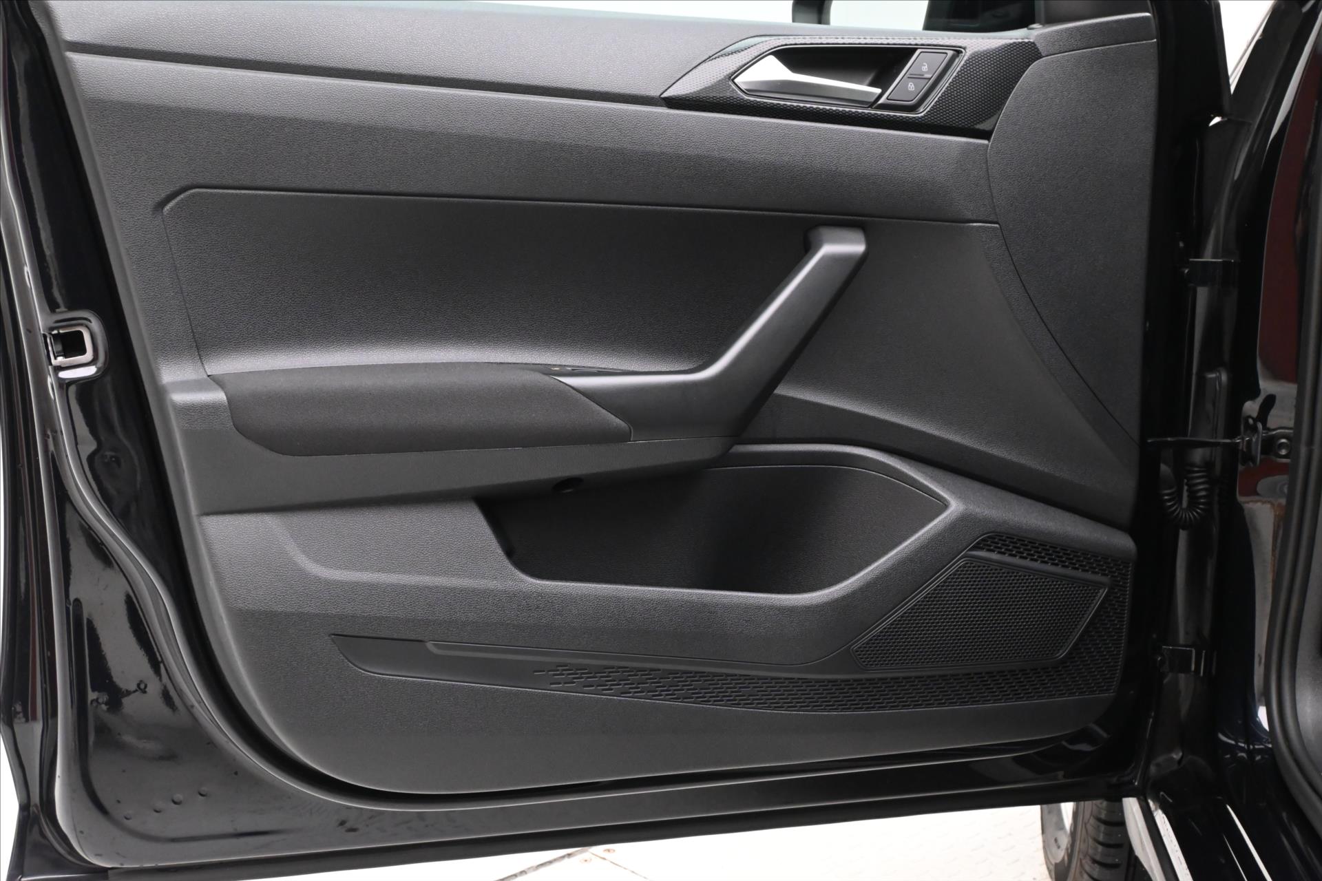 Main photo of the car Volkswagen Taigo 1.0 TSI 81 kW DSG LIFE Warranty up to 5 years (23)