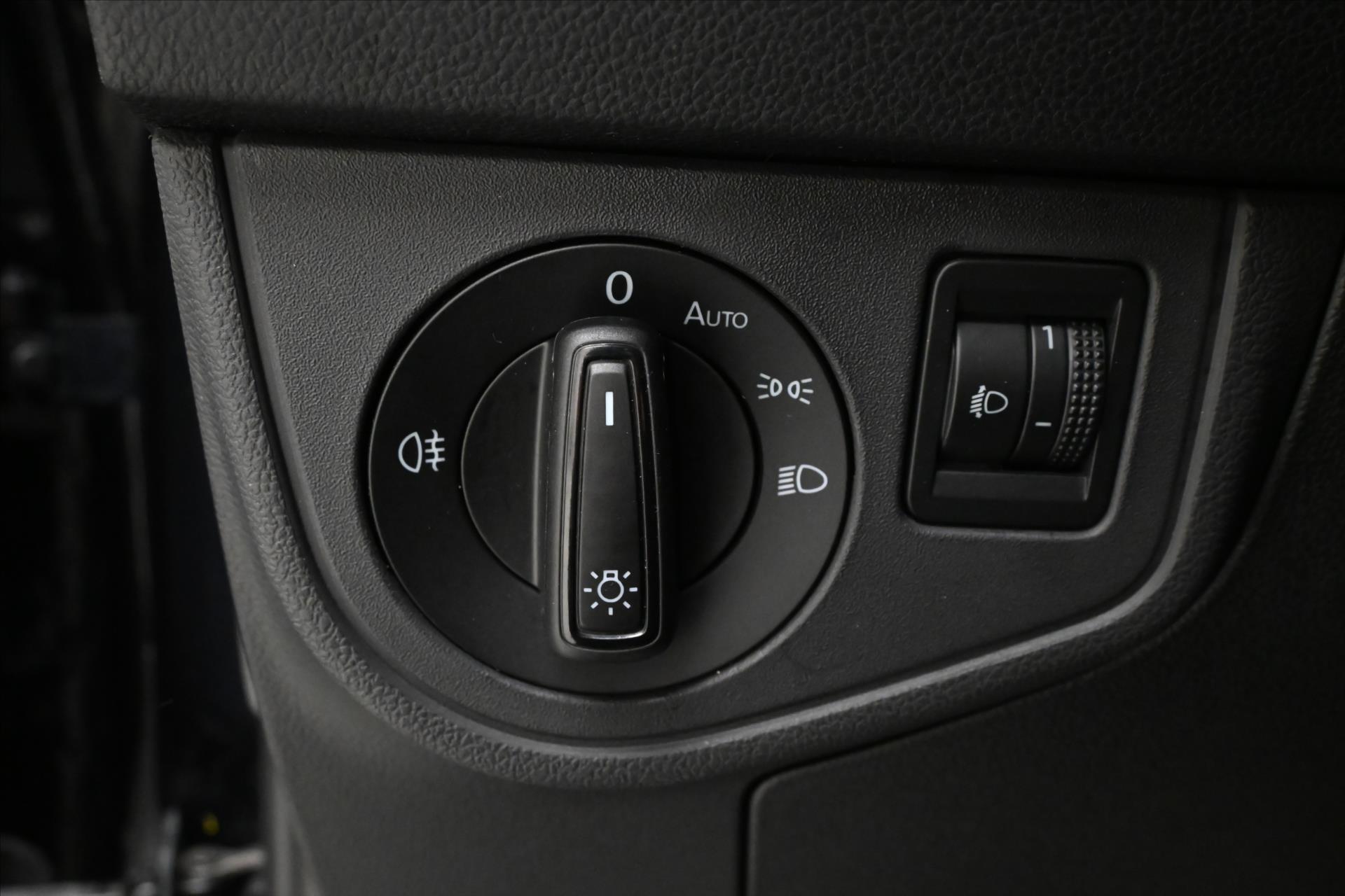 Main photo of the car Volkswagen Taigo 1.0 TSI 81 kW DSG LIFE Warranty up to 5 years (25)