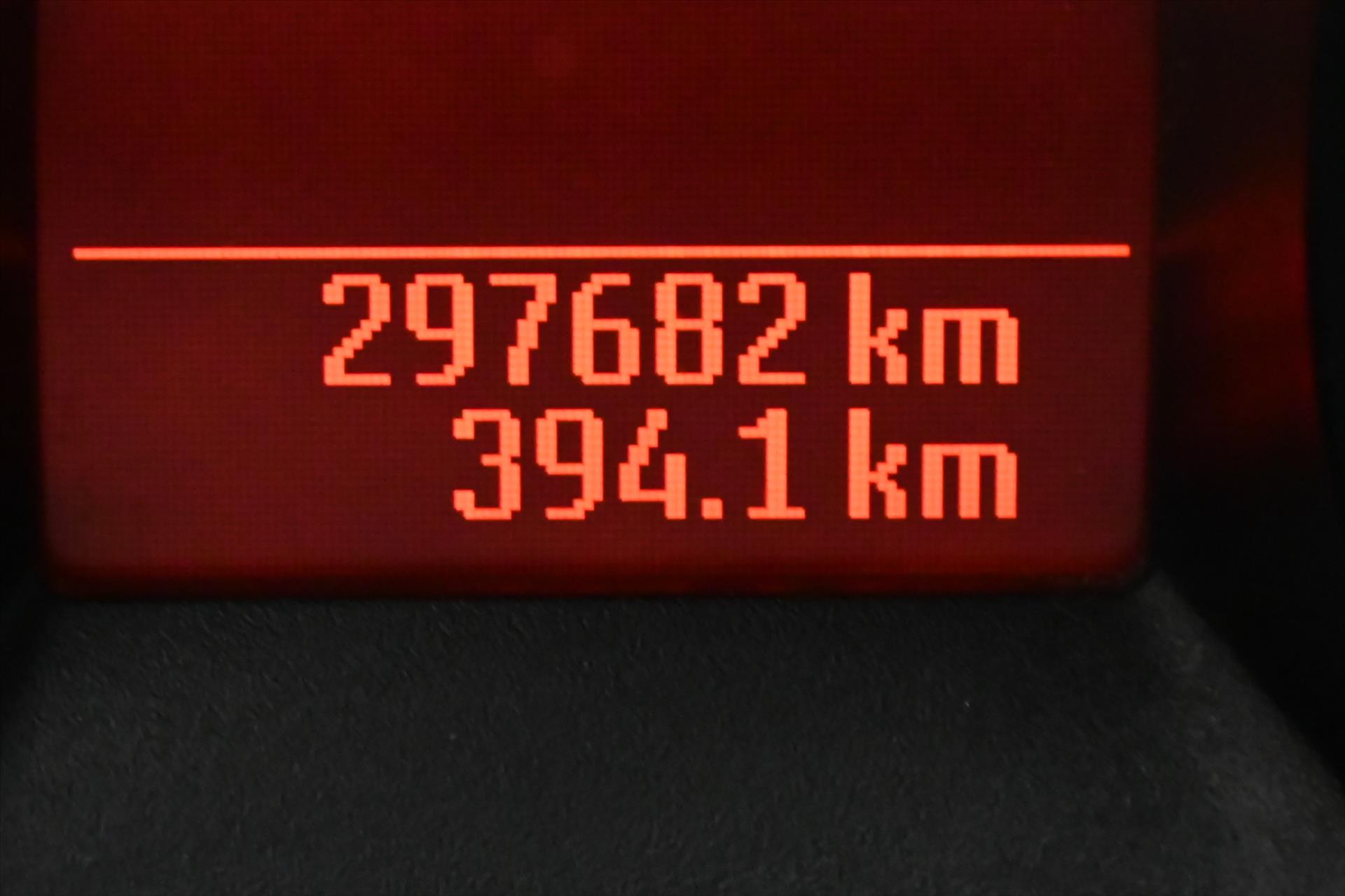 Hlavní fotografie vozu Ford S-MAX 1,8 TDCi 92 kW Tažné (17)