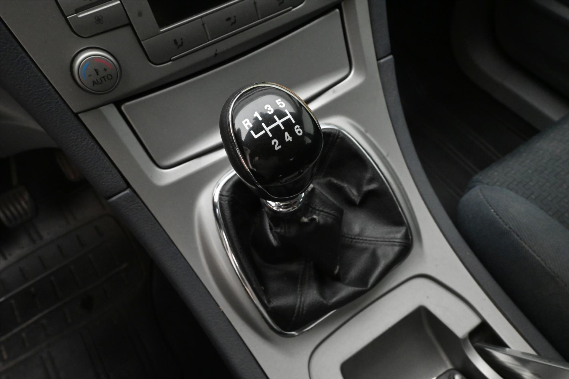 Hlavní fotografie vozu Ford S-MAX 1,8 TDCi 92 kW Tažné (20)