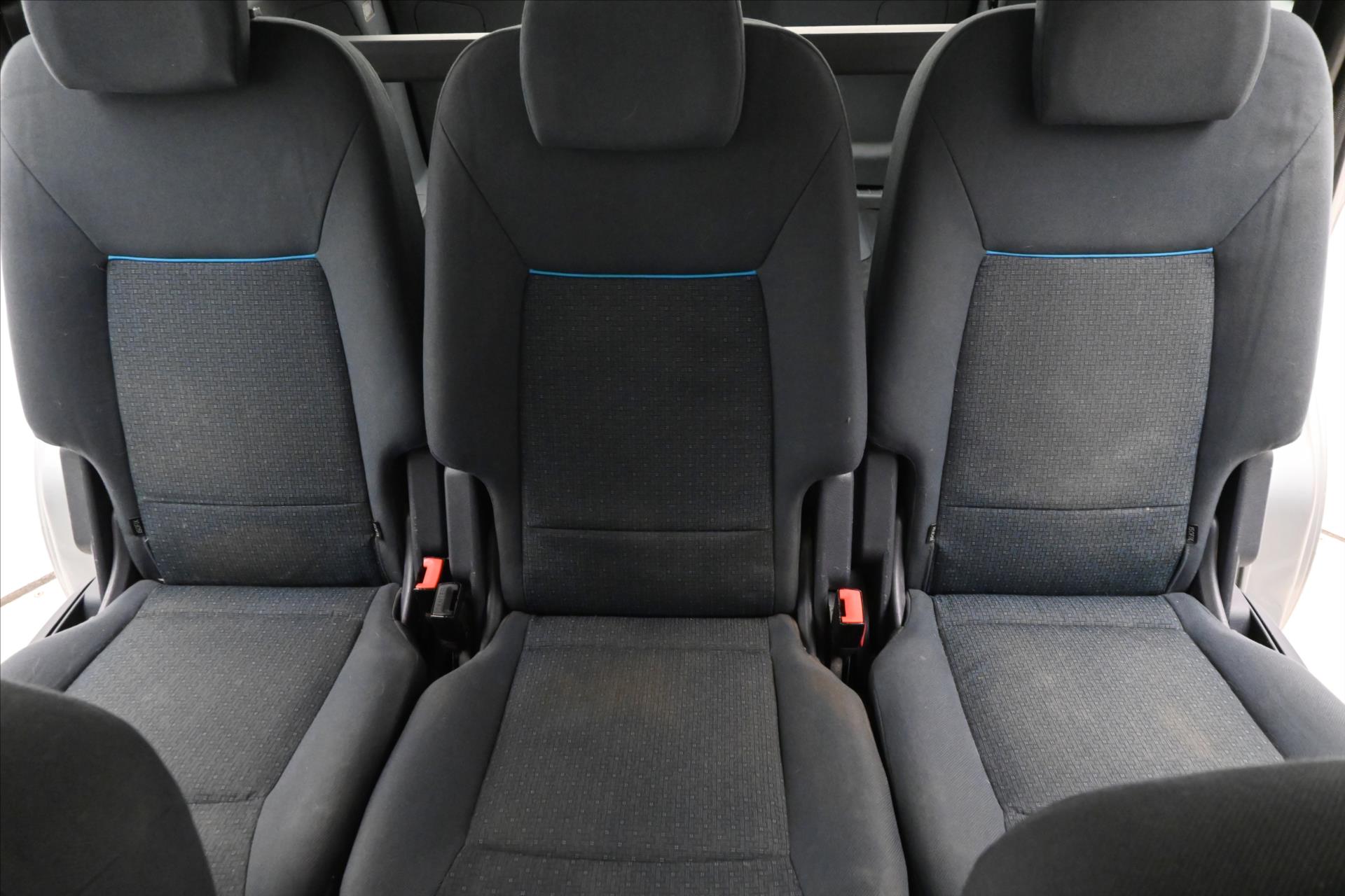 Hlavní fotografie vozu Ford S-MAX 1,8 TDCi 92 kW Tažné (25)