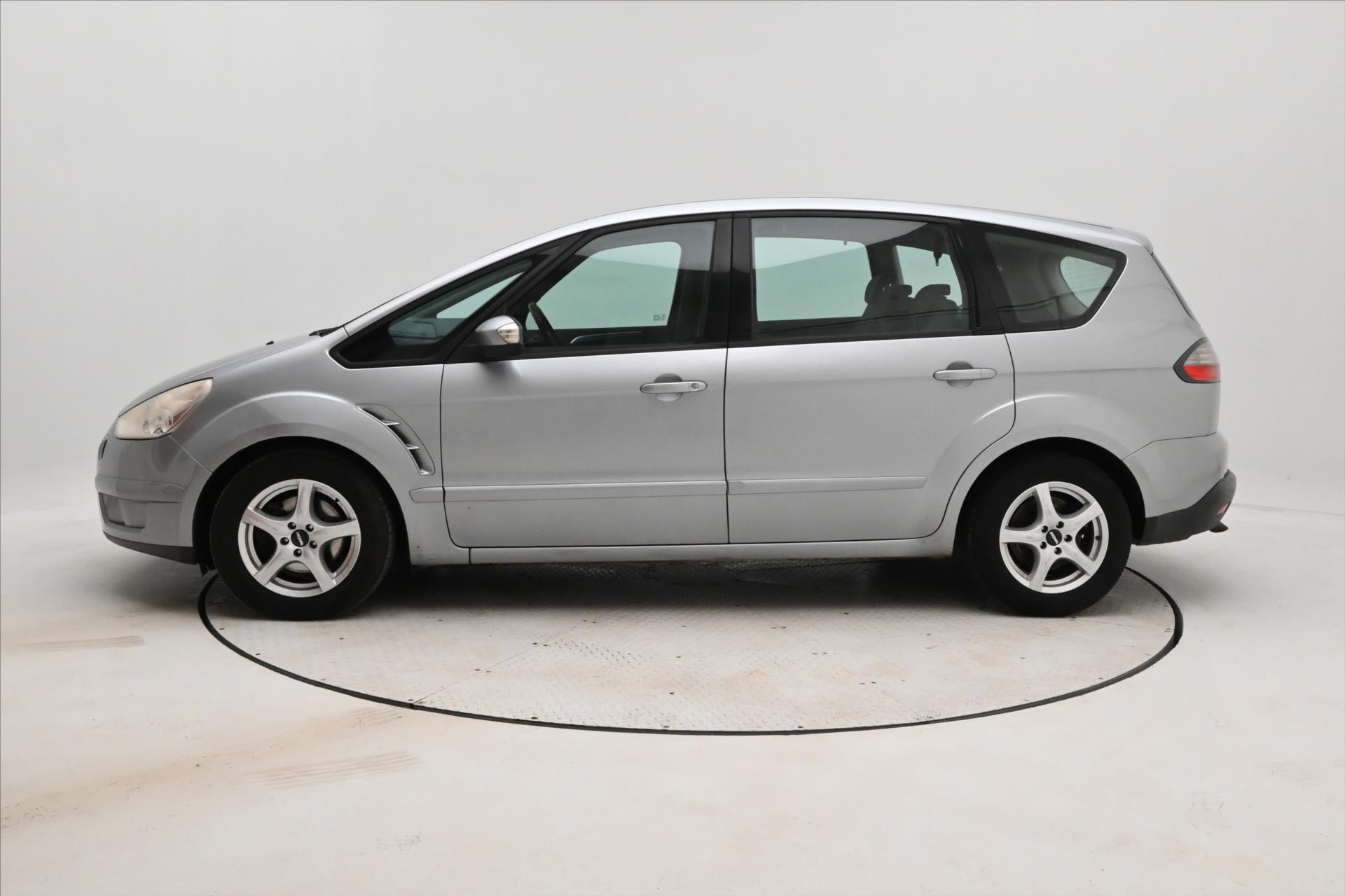 Hlavní fotografie vozu Ford S-MAX 1,8 TDCi 92 kW Tažné (8)