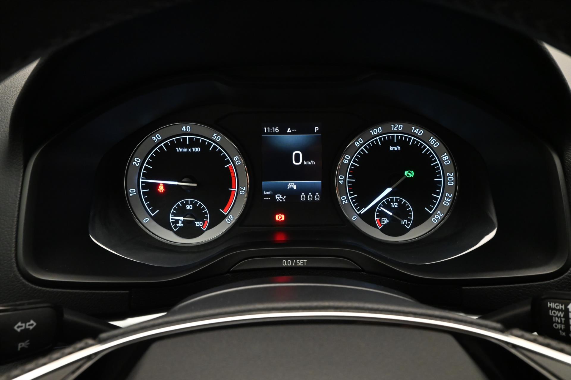 Main photo of the car Skoda Karoq 1.5 TSI 110 kW DSG STYLE Warranty up to 5 years (16)