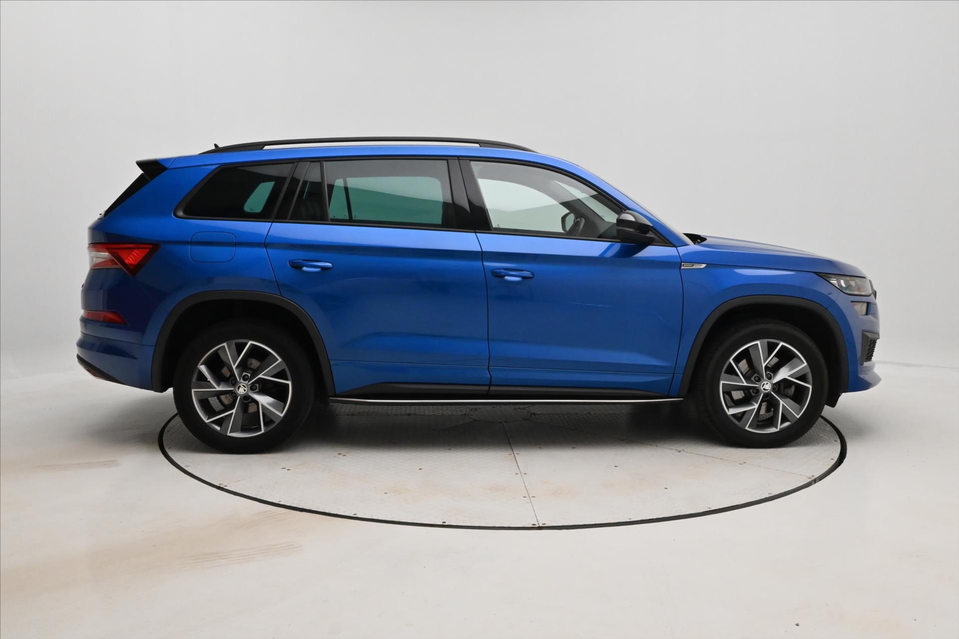 Hlavní fotografie vozu Škoda Kodiaq 2,0 TDI 147 kW DSG 4x4 SportLINE Záruka až 5 let (4)