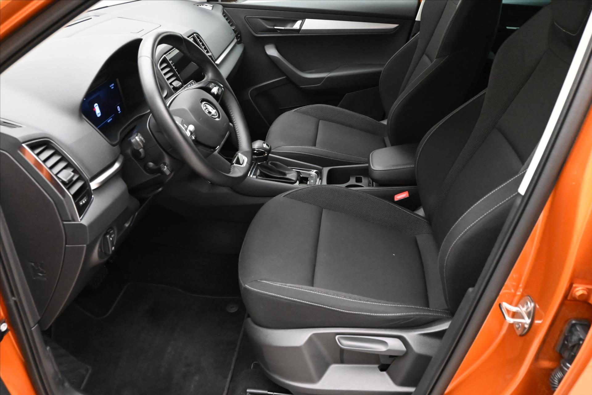 Main photo of the car Skoda Karoq 1,5 TSI 110 kW DSG Ambition Záruka až 5 let (13)