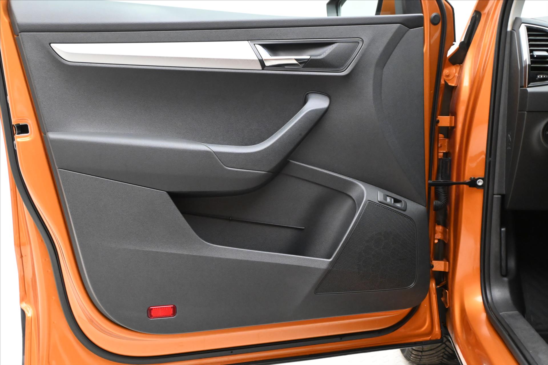 Main photo of the car Skoda Karoq 1,5 TSI 110 kW DSG Ambition Záruka až 5 let (24)