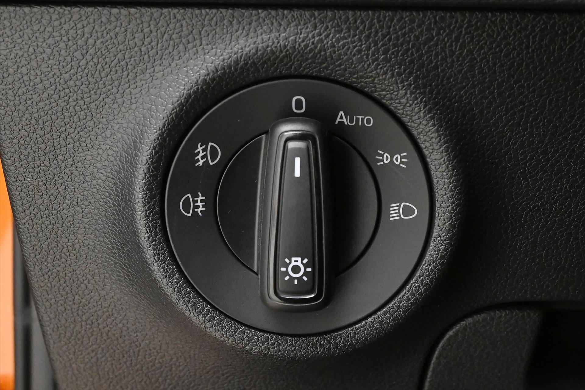 Main photo of the car Skoda Karoq 1,5 TSI 110 kW DSG Ambition Záruka až 5 let (26)