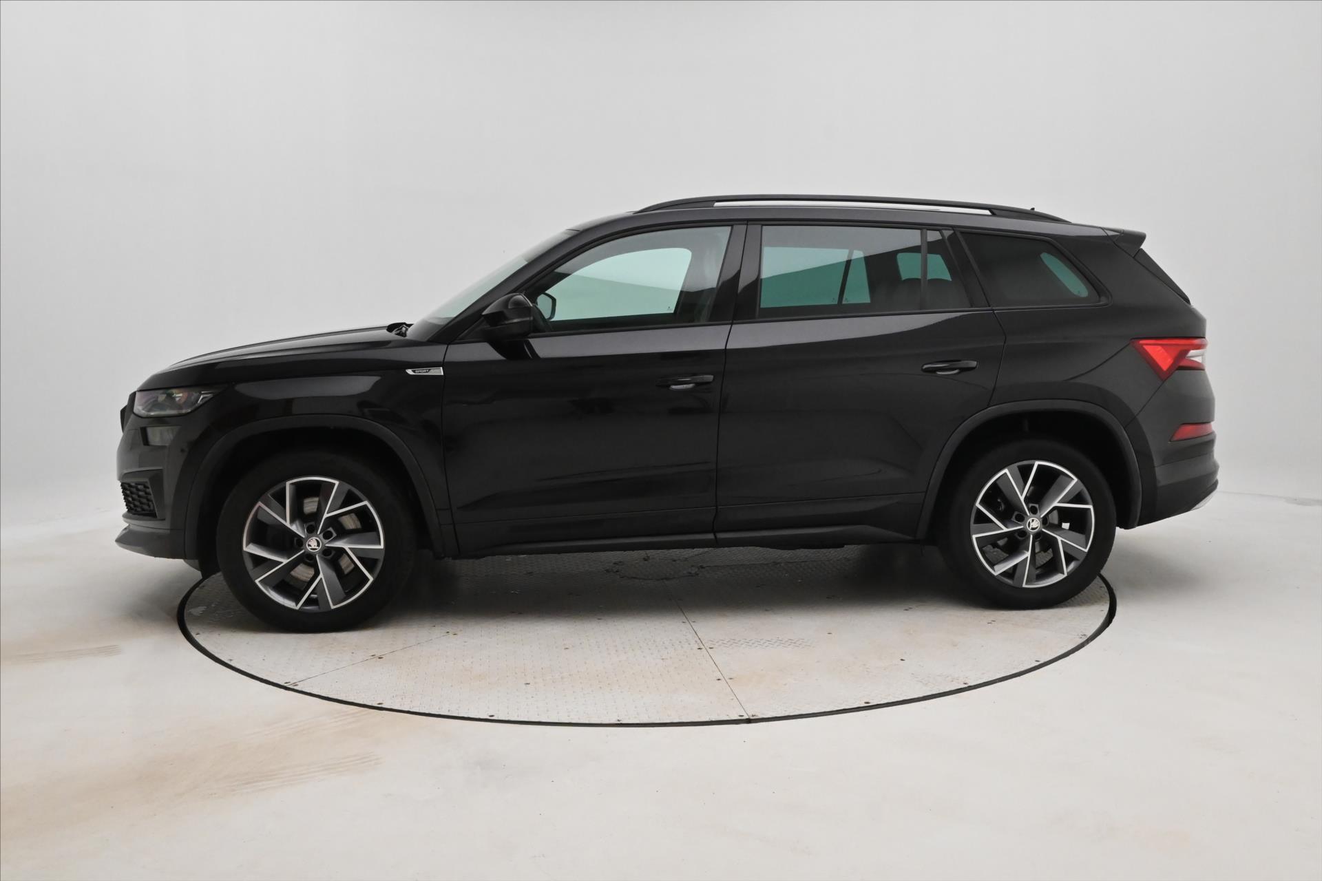 Main photo of the car Skoda Kodiaq 2,0 TDI 110kW DSG SportLine Záruka až 5 let (8)