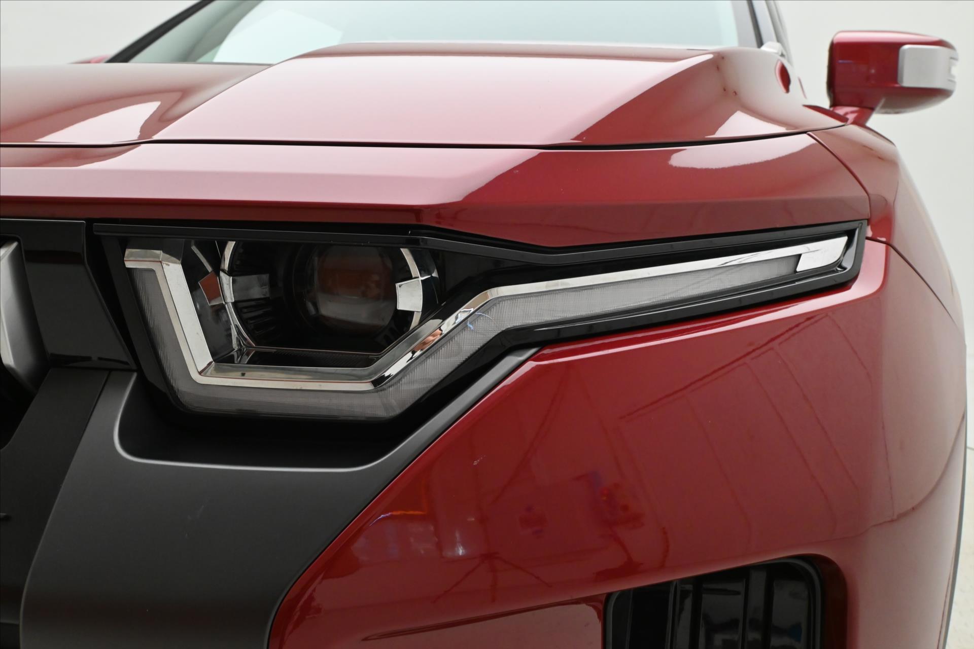 Hlavní fotografie vozu SsangYong Torres 1,5 T-GDI 120kW Automat Záruka až 5 let (23)