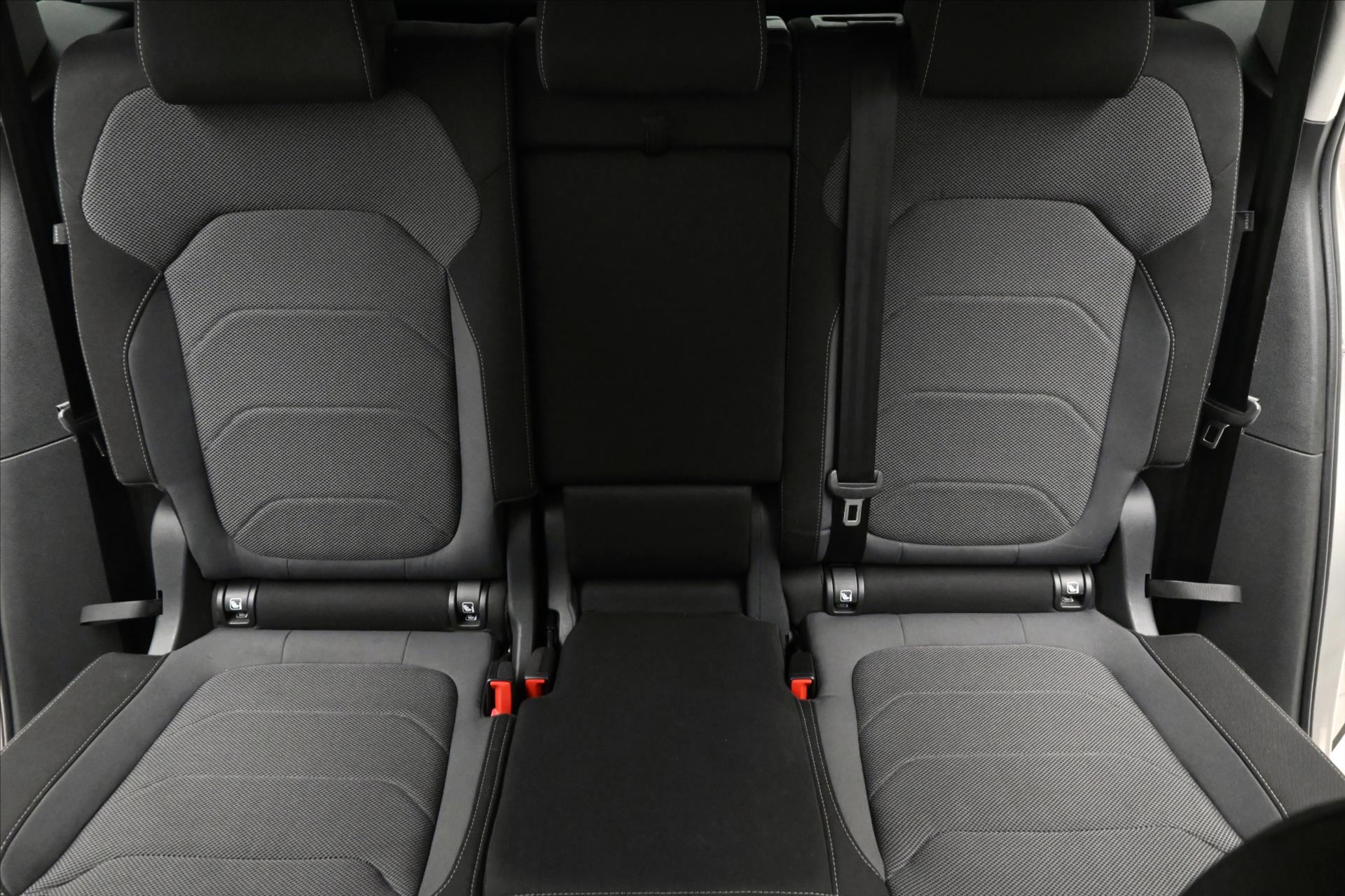 Hlavní fotografie vozu Škoda Kodiaq 2,0 TDI 110 kW DSG 4x4 Ambition Záruka až 5 let (27)