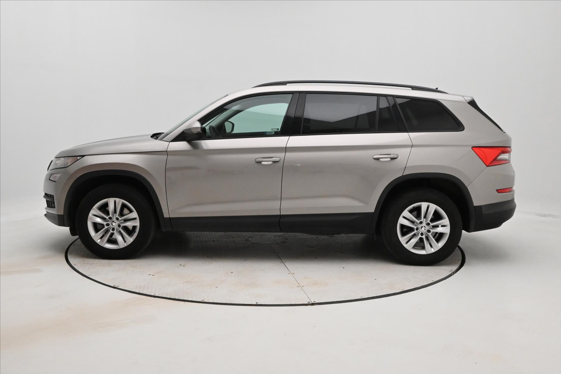 Hlavní fotografie vozu Škoda Kodiaq 2,0 TDI 110 kW DSG 4x4 Ambition Záruka až 5 let (8)