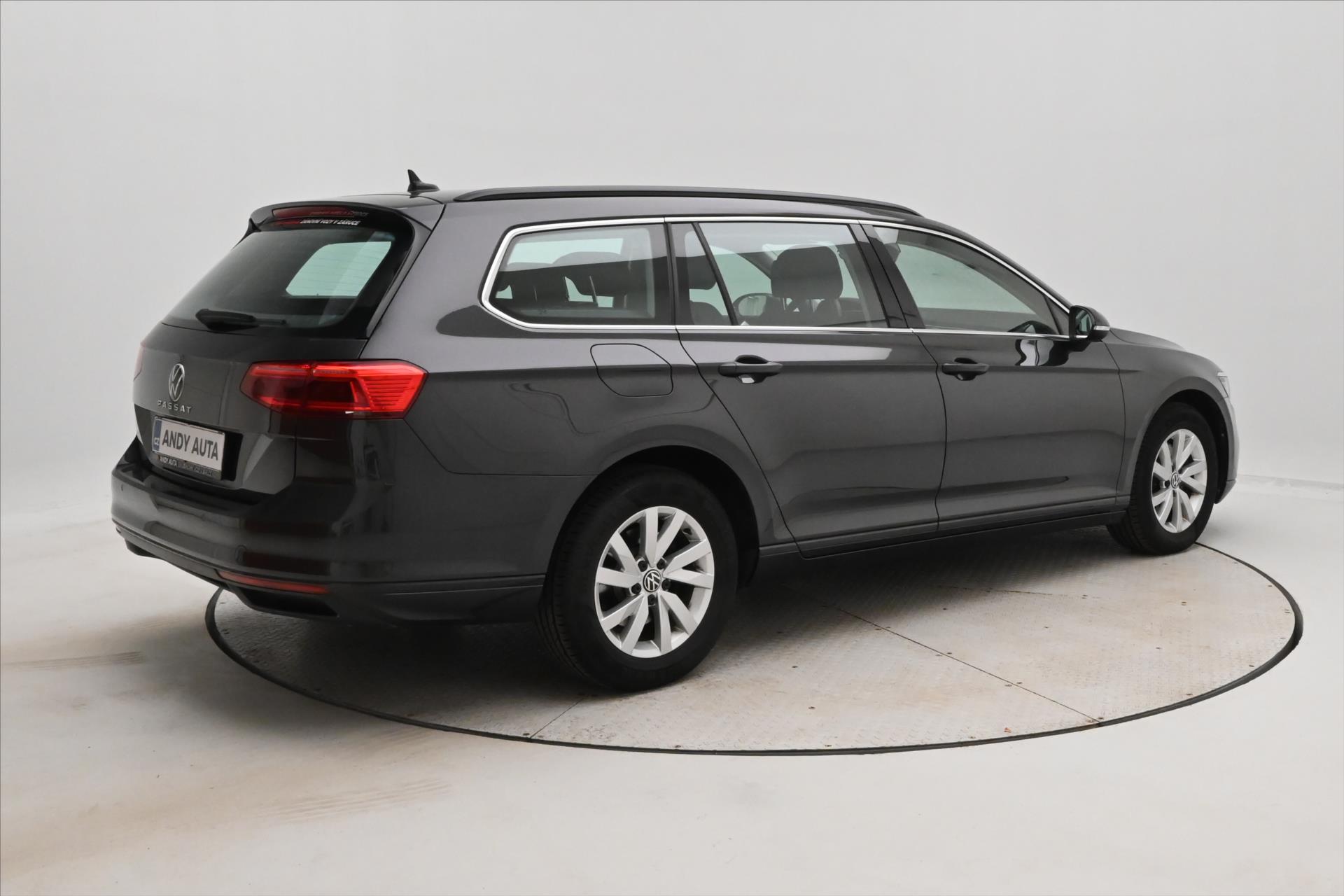 Main photo of the car Volkswagen Passat 2.0 TDI 110kW DSG Business Warranty up to 5 years (5)
