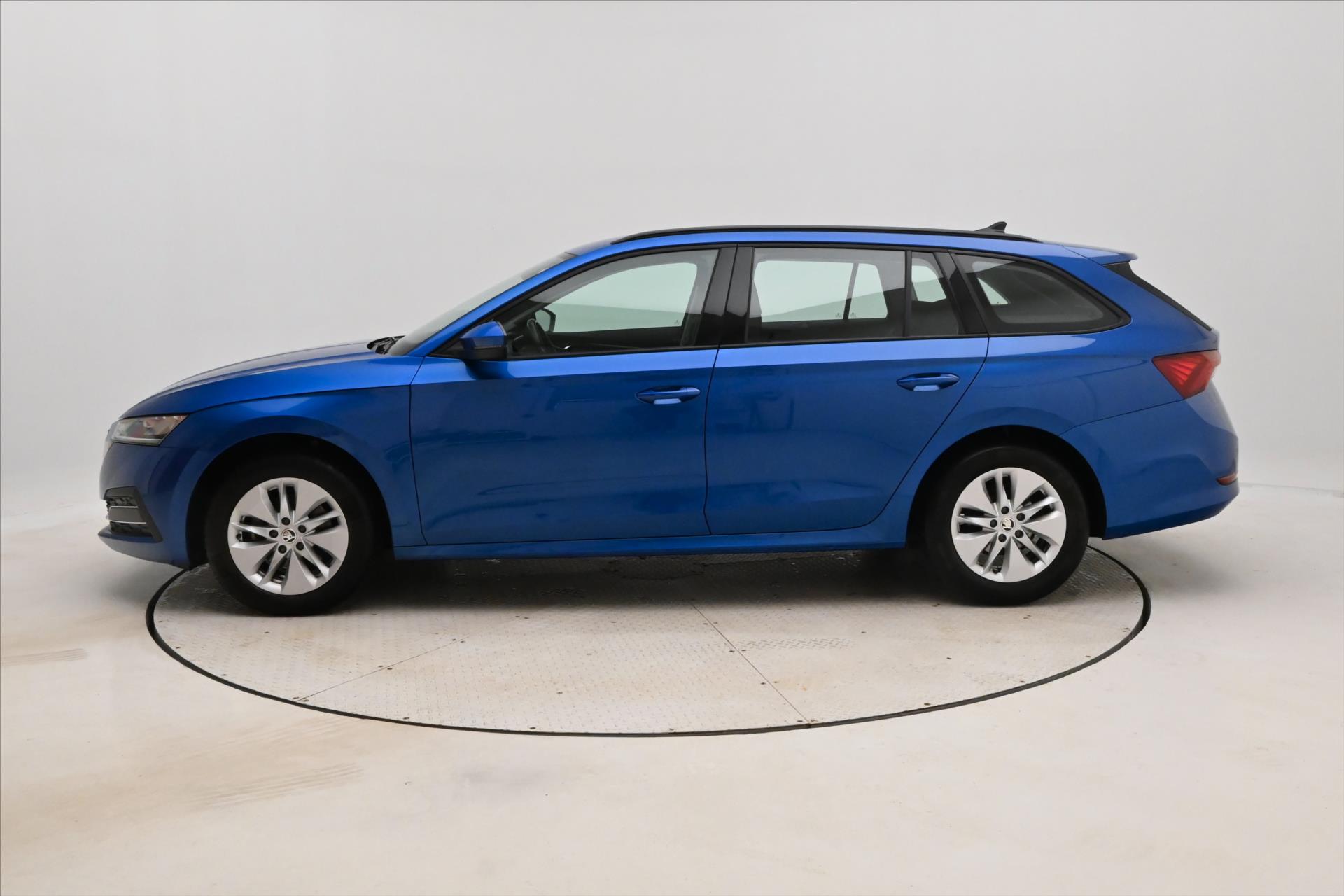 Hlavní fotografie vozu Škoda Octavia 2,0 TDI 110kW DSG Ambiente Záruka až 5 let (8)