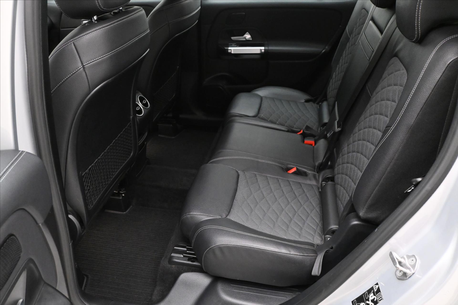 Hlavní fotografie vozu Mercedes-Benz GLB 2,0 220d 140 kW Progressive Edition 4Matic Záruka ža 5 (14)
