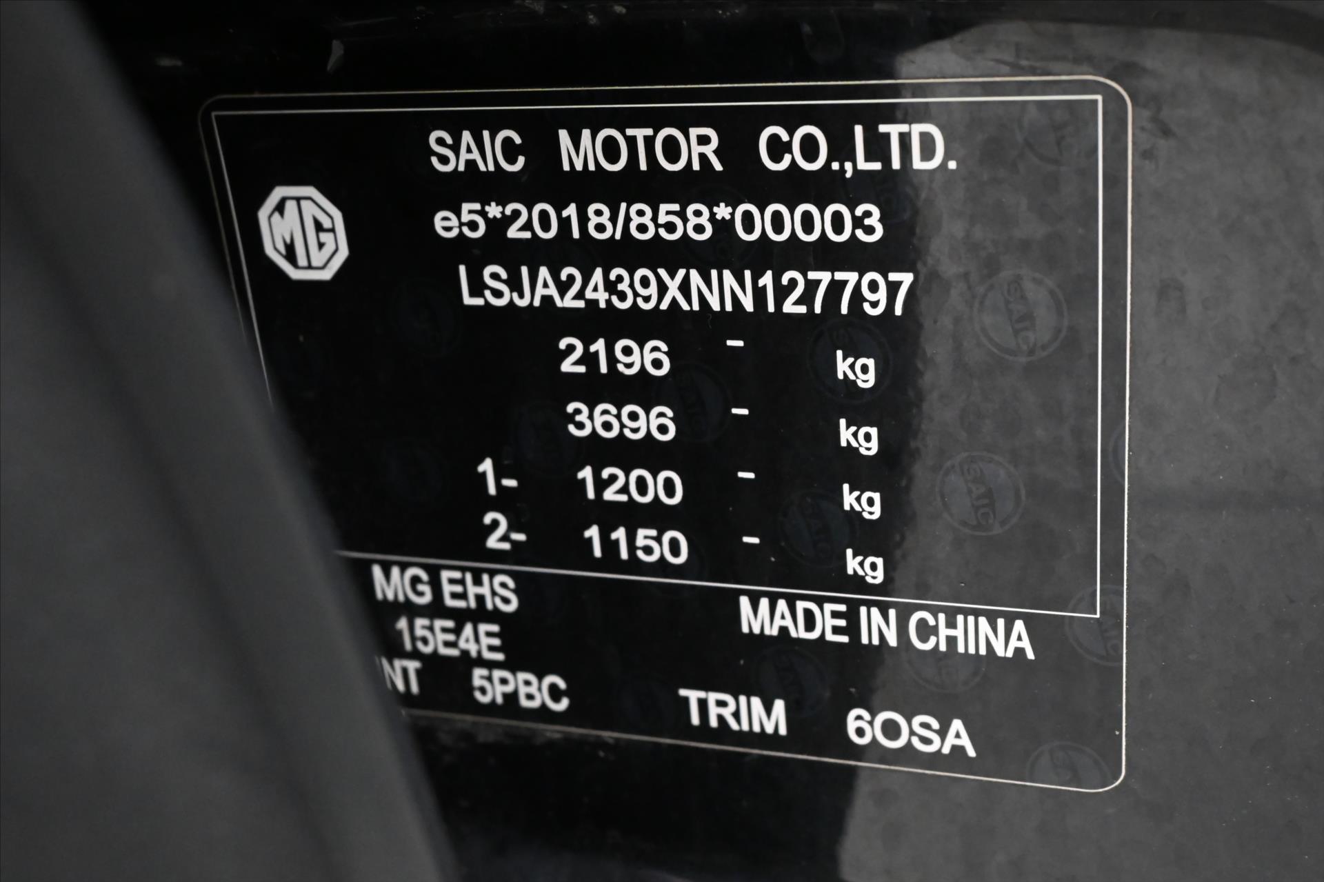 Hlavní fotografie vozu MG eHS 1,5 TGI 190 kW Luxury Záruka až 5 let (12)