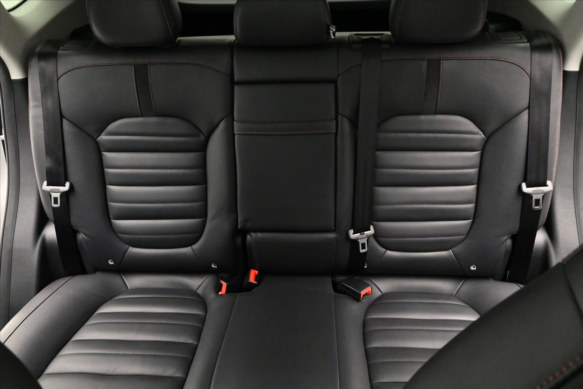 Hlavní fotografie vozu MG eHS 1,5 TGI 190 kW Luxury Záruka až 5 let (28)