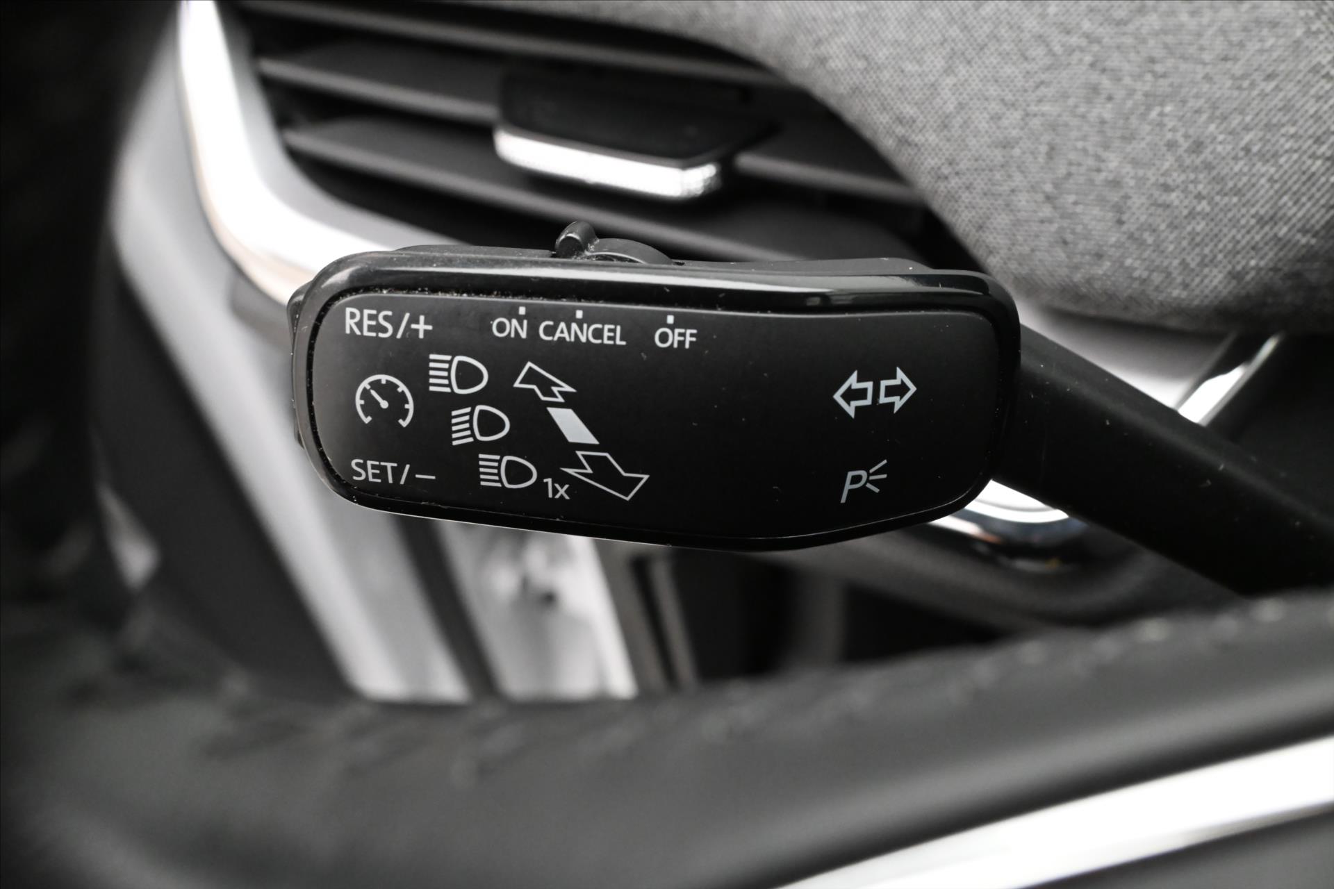 Hlavní fotografie vozu Škoda Enyaq iV 60 132kW SOH 88% Záruka až 3 roky (23)