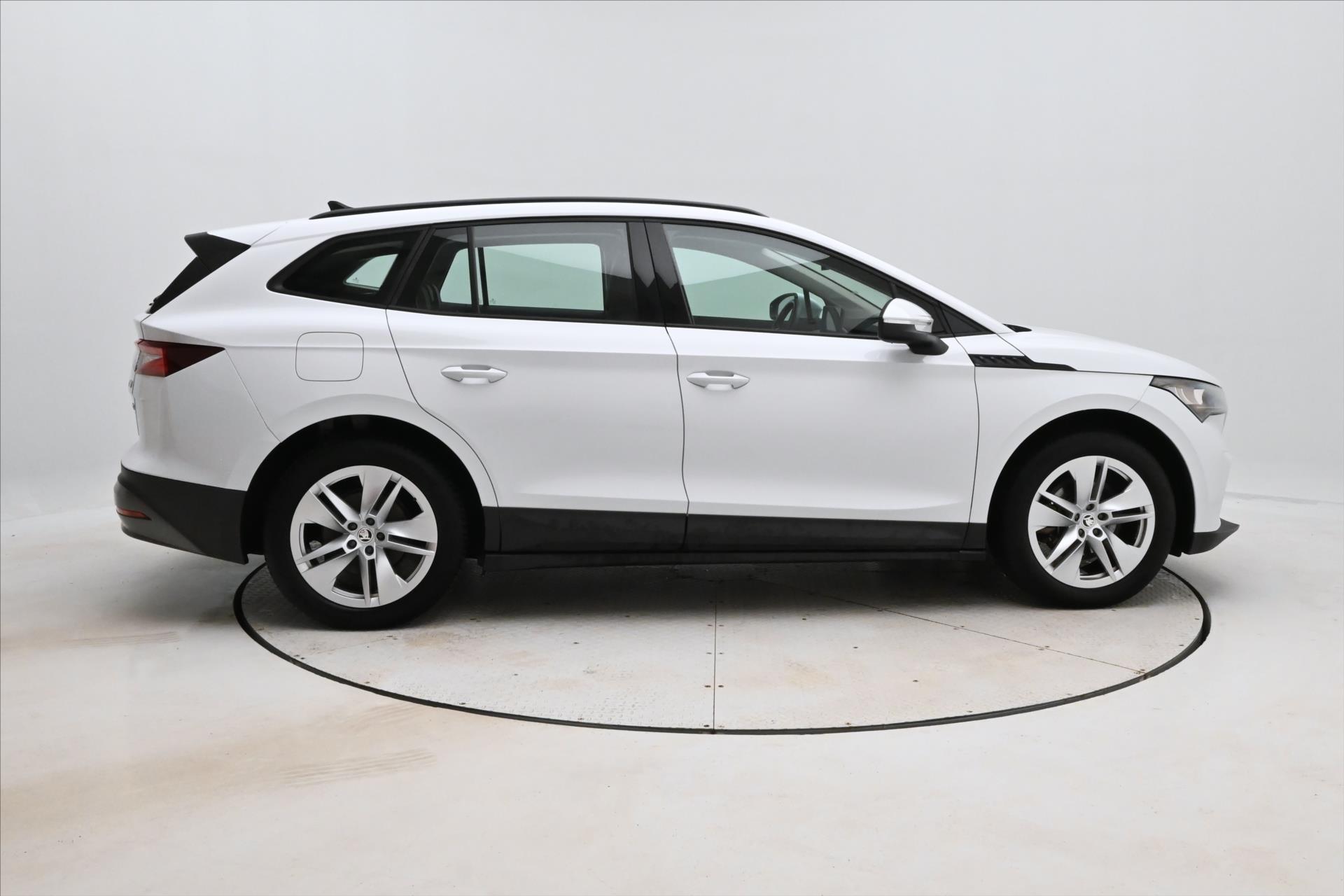 Hlavní fotografie vozu Škoda Enyaq iV 60 132kW SOH 88% Záruka až 3 roky (4)