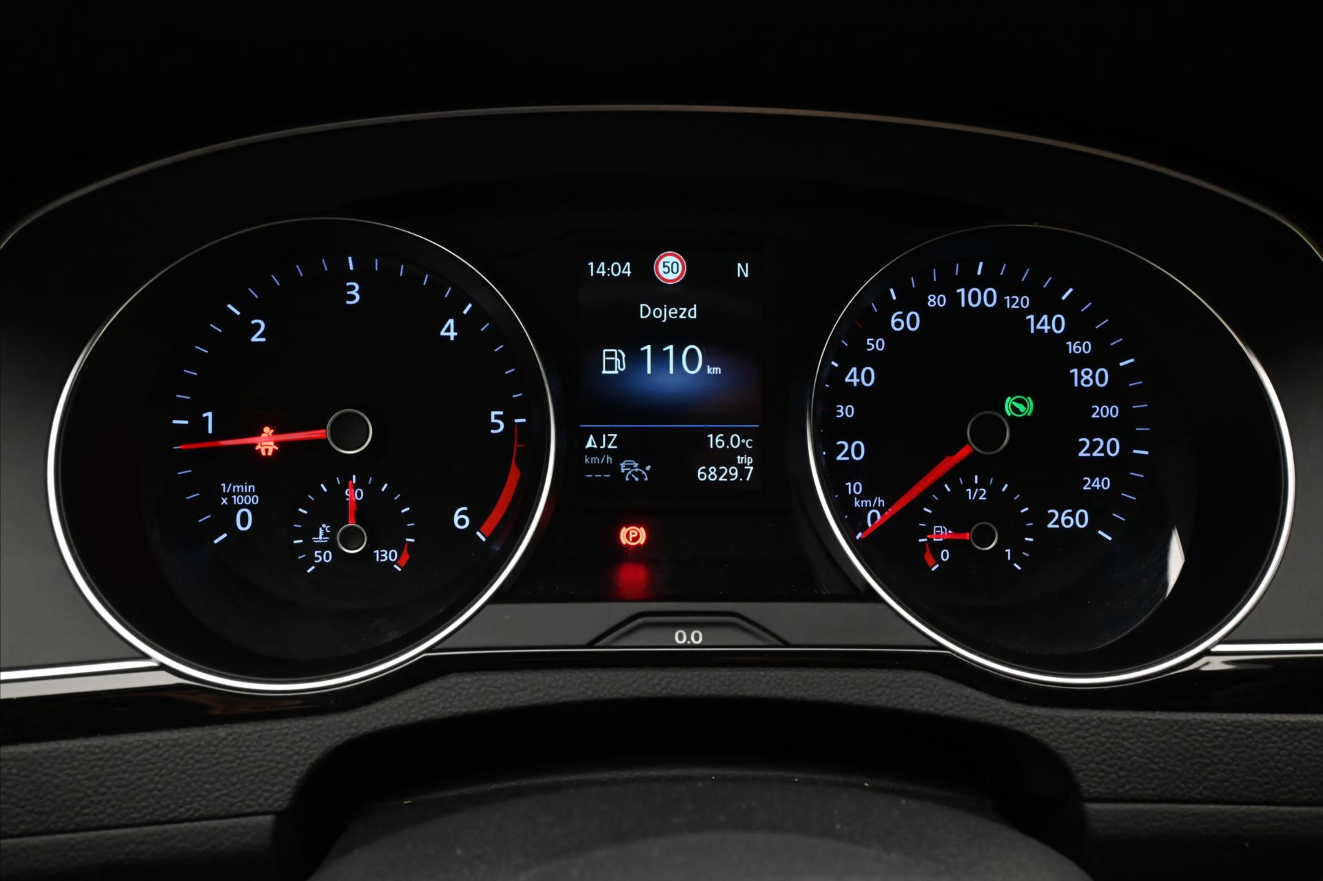 Hlavní fotografie vozu Volkswagen Passat 2,0 TDI 110kW DSG Business Záruka až 5 let (14)