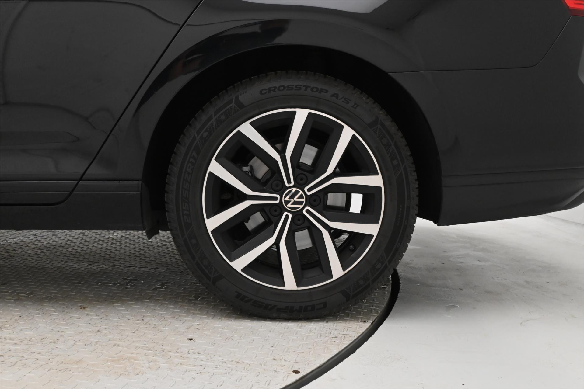 Main photo of the car Volkswagen Passat variant 2.0 TDI 110kW DSG Business Warranty up to 5 years (27)