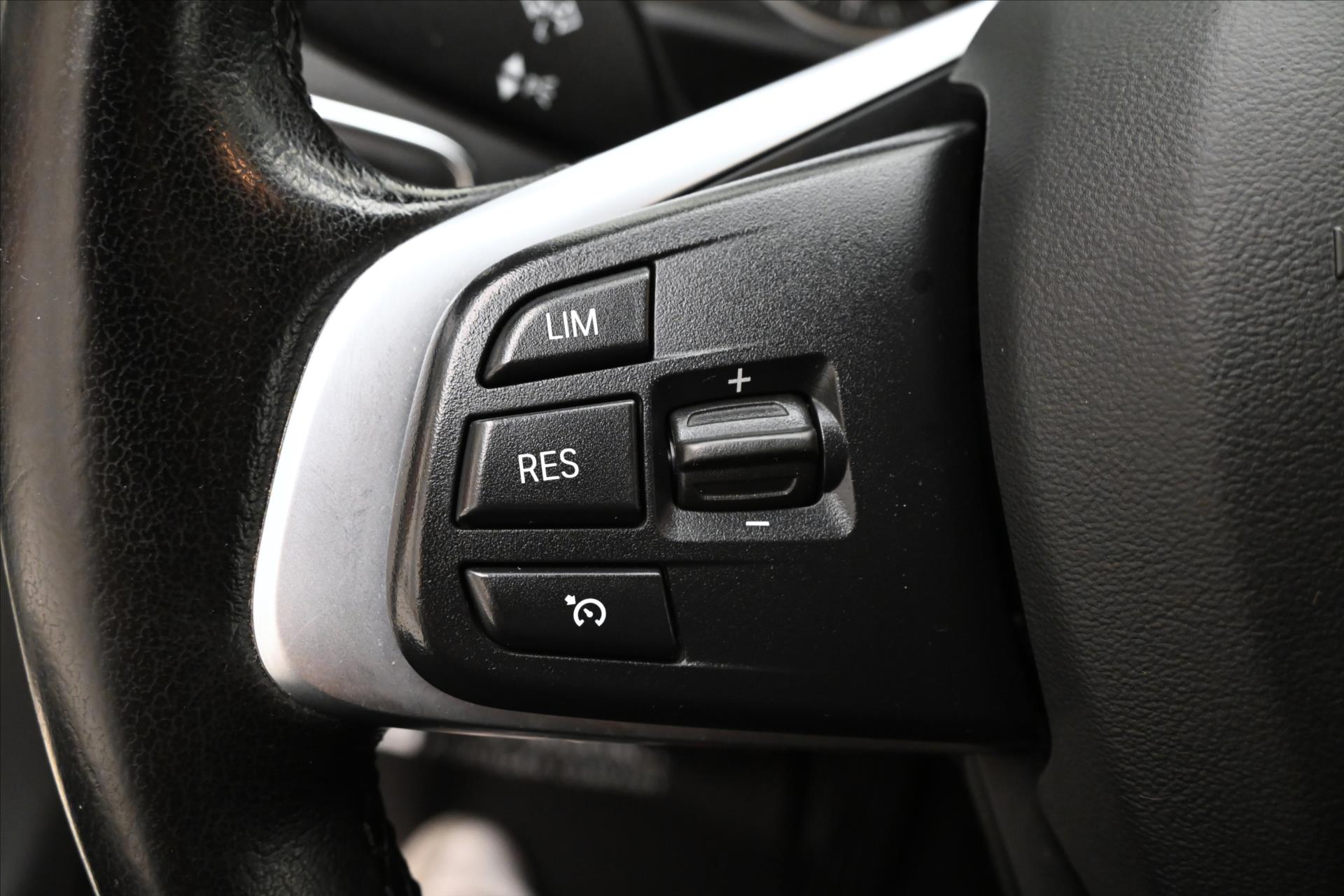 Main photo of the car BMW Row 2 2,0 218d 110 kW Active Záruka až 5 let (24)