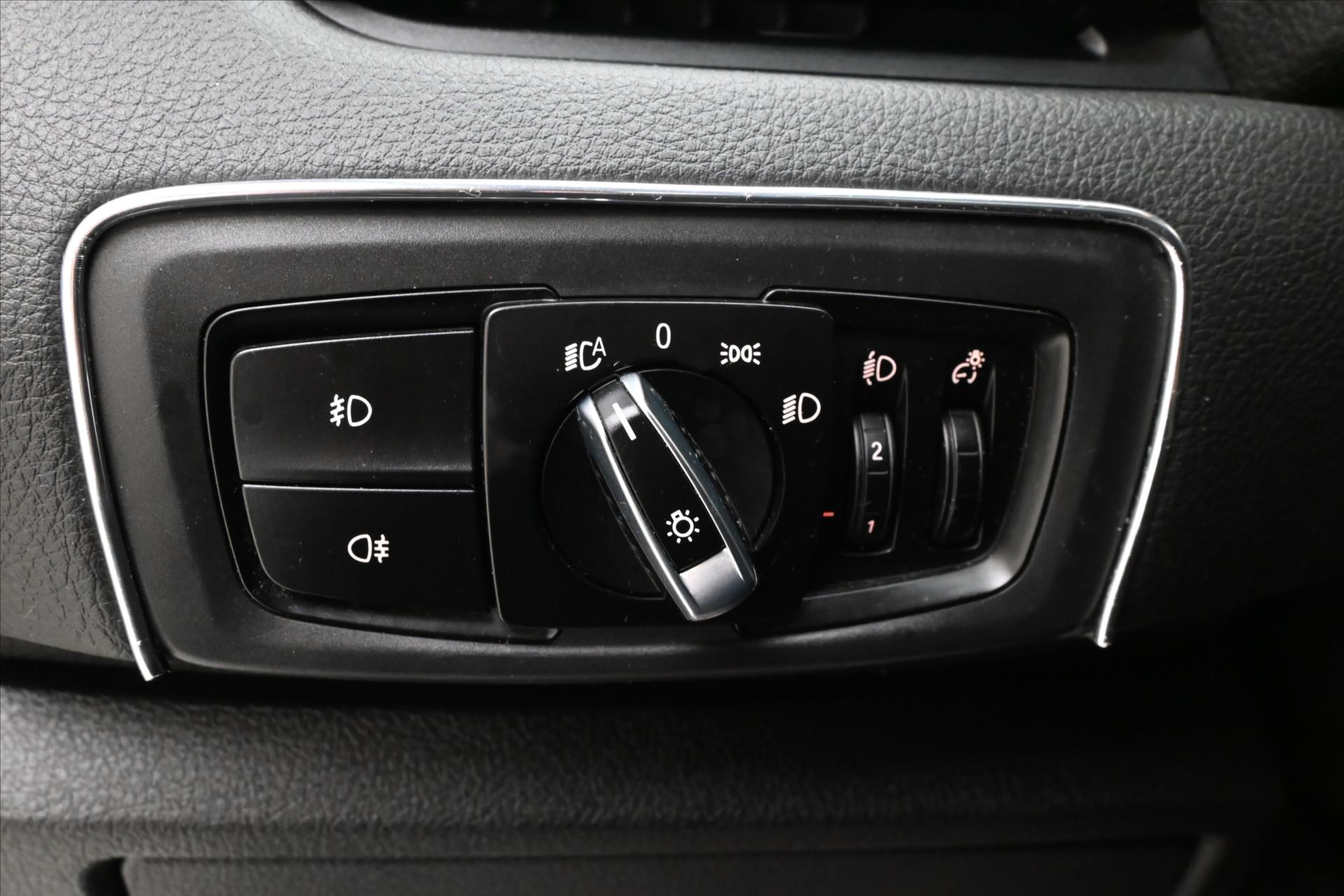Main photo of the car BMW Row 2 2,0 218d 110 kW Active Záruka až 5 let (27)