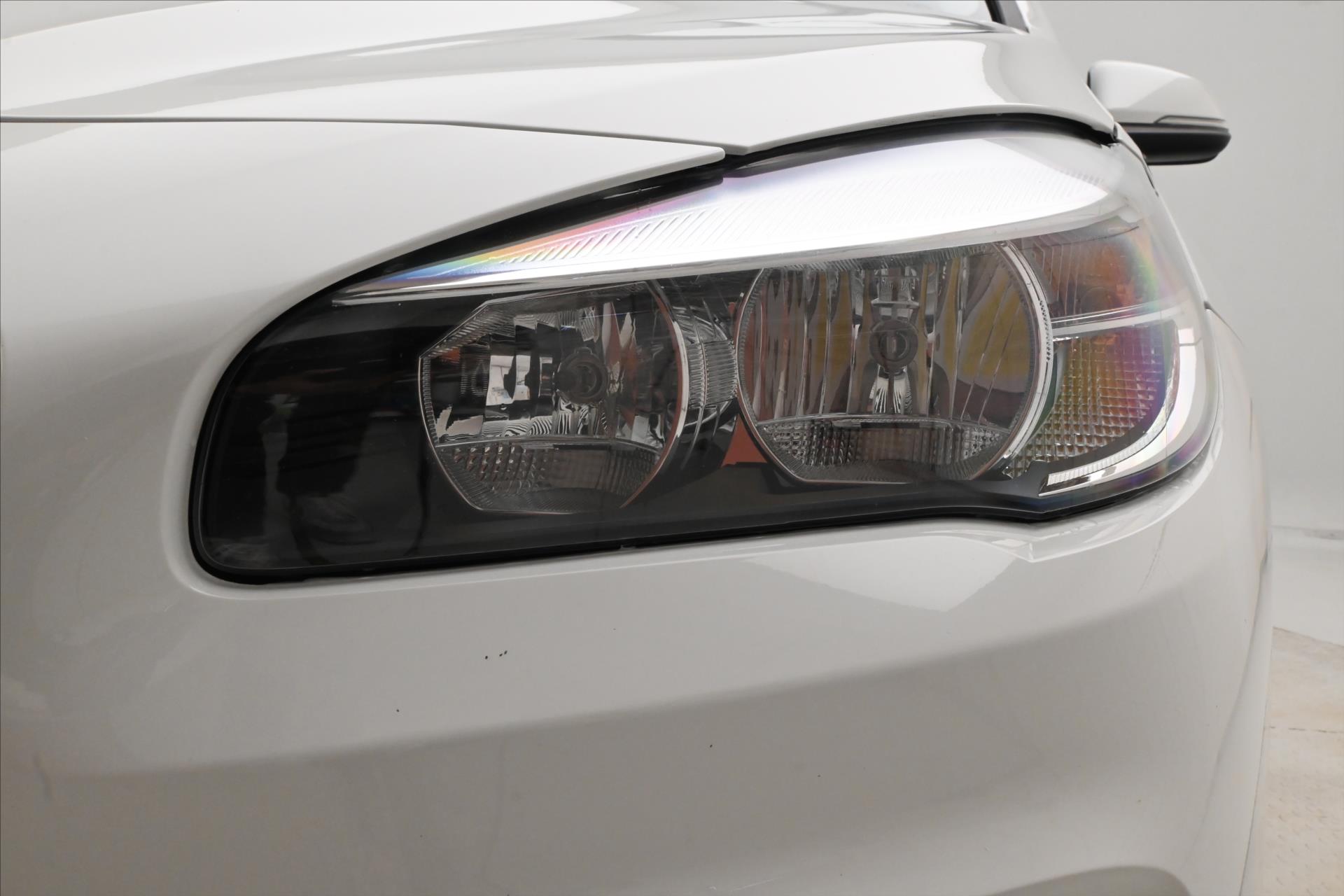 Main photo of the car BMW Row 2 2,0 218d 110 kW Active Záruka až 5 let (29)