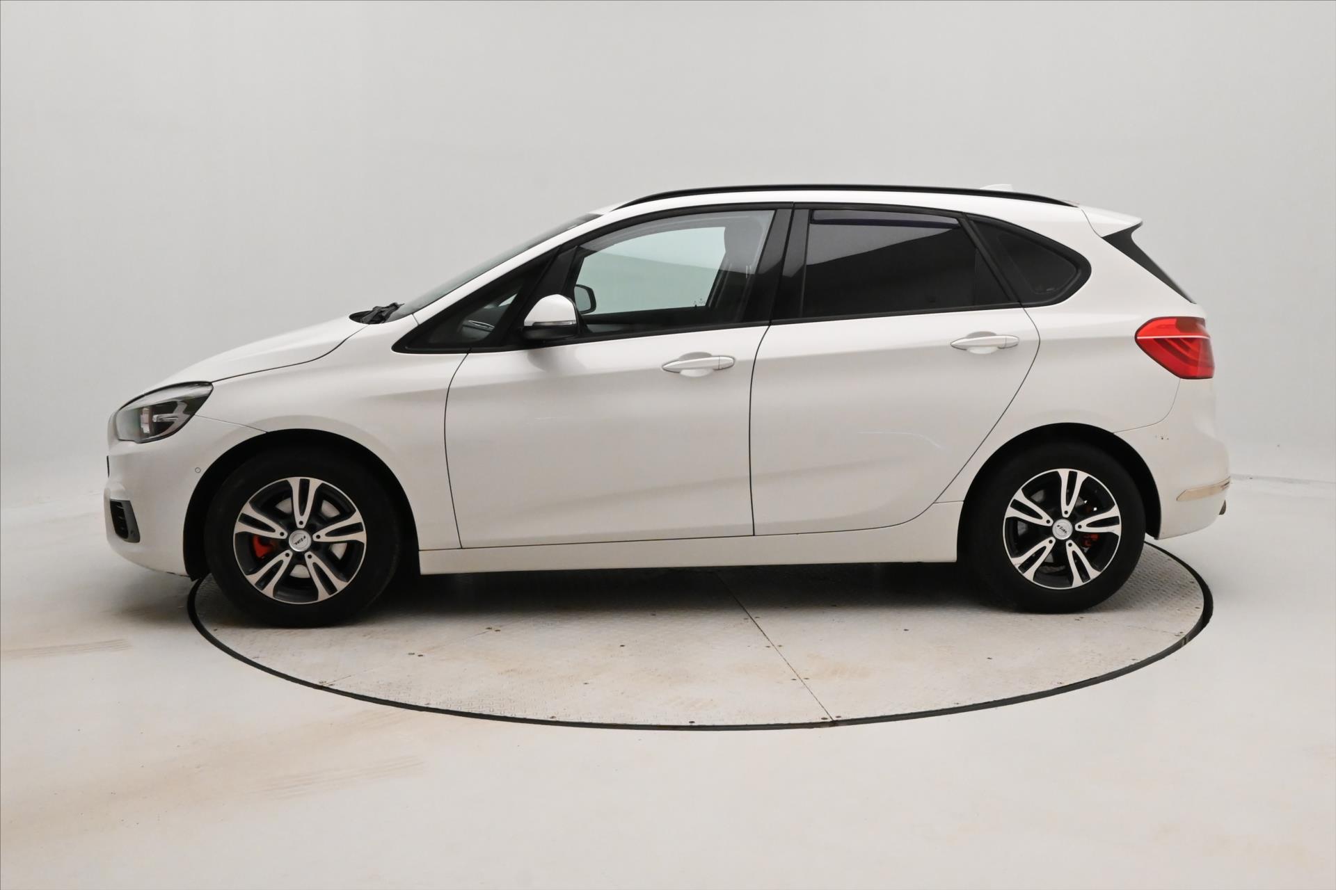 Main photo of the car BMW Row 2 2,0 218d 110 kW Active Záruka až 5 let (8)