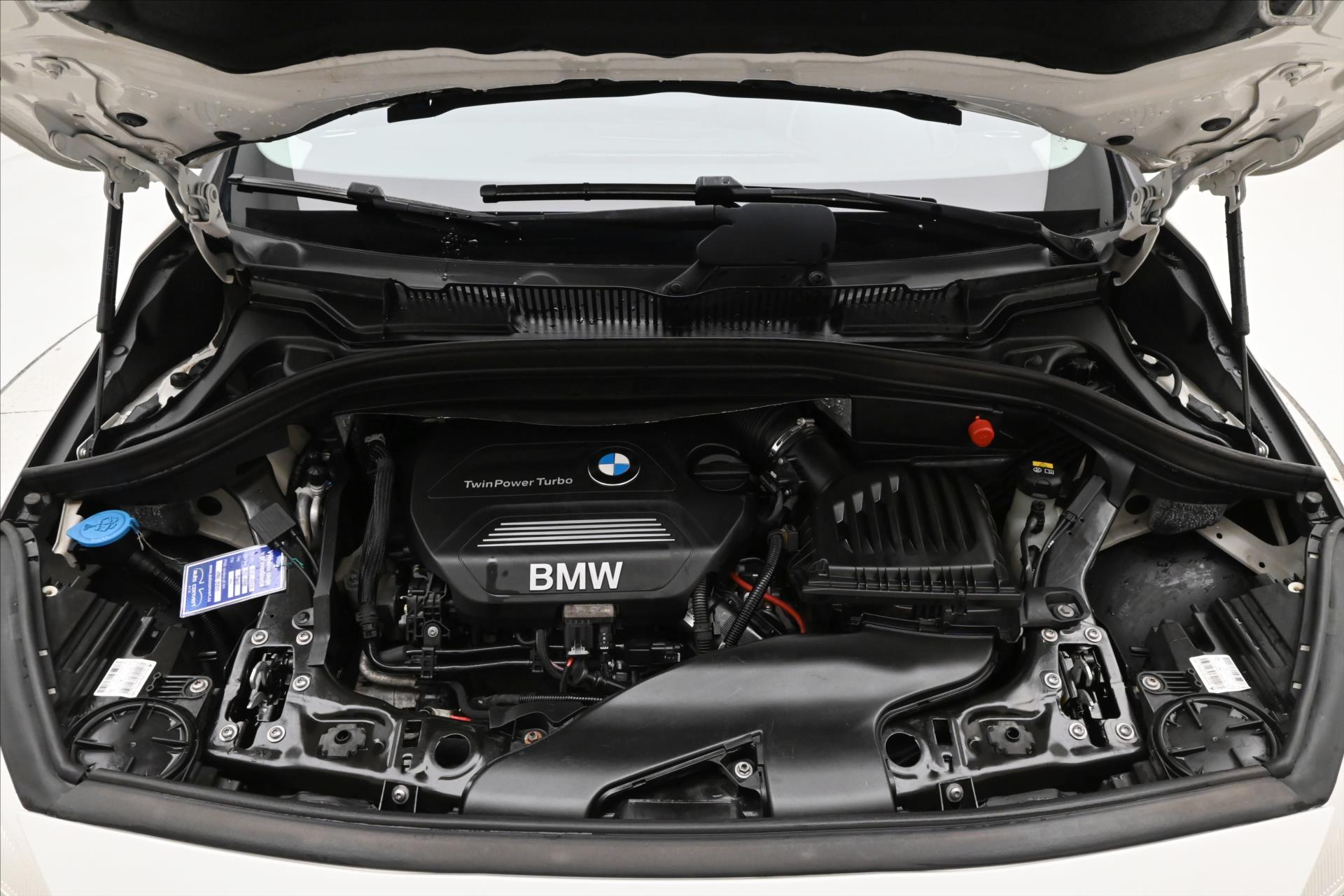 Main photo of the car BMW Row 2 2,0 218d 110 kW Active Záruka až 5 let (9)