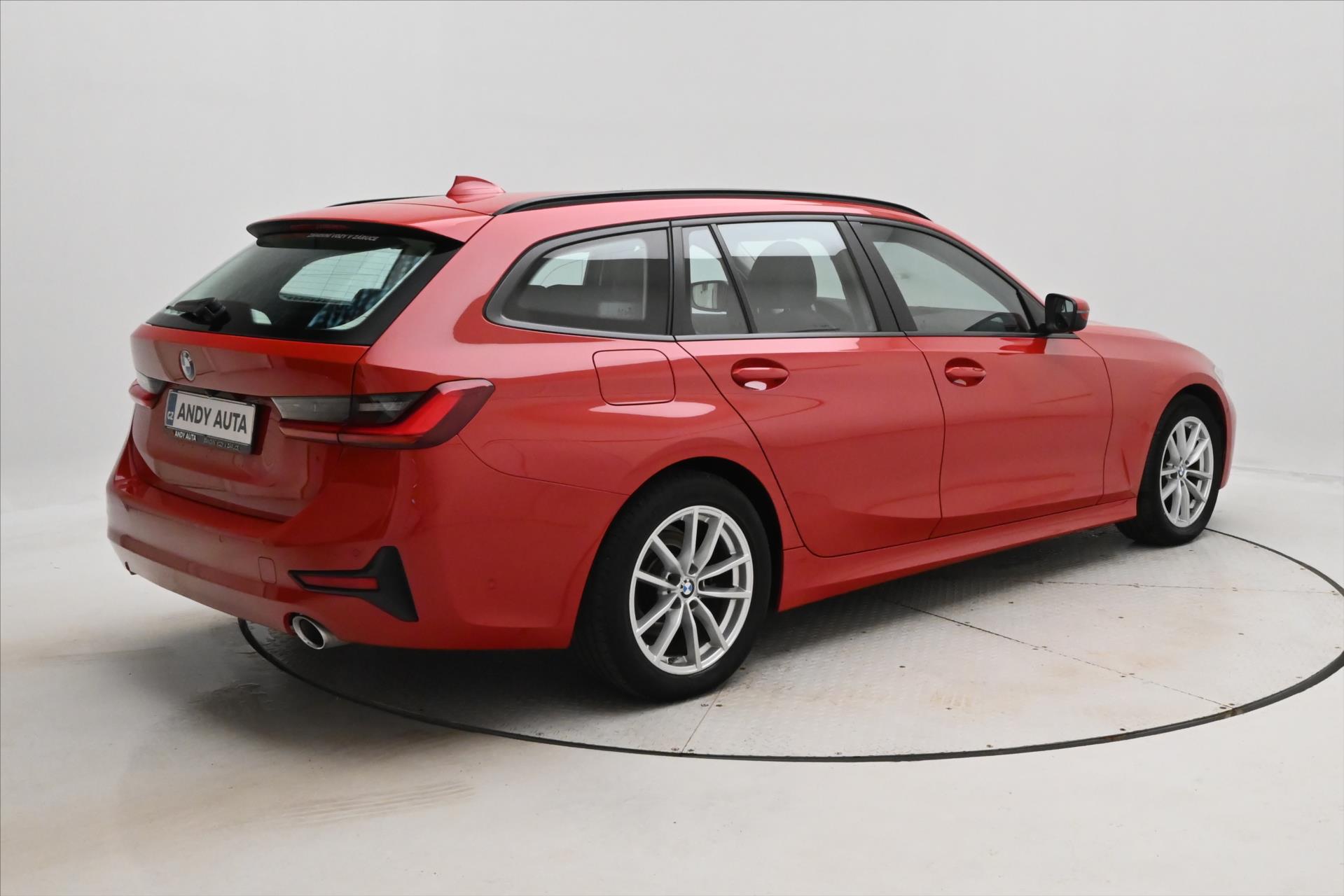 Main photo of the car BMW Row 3 2,0 320d 140 kW Steptronic Záruka a 5 let (5)