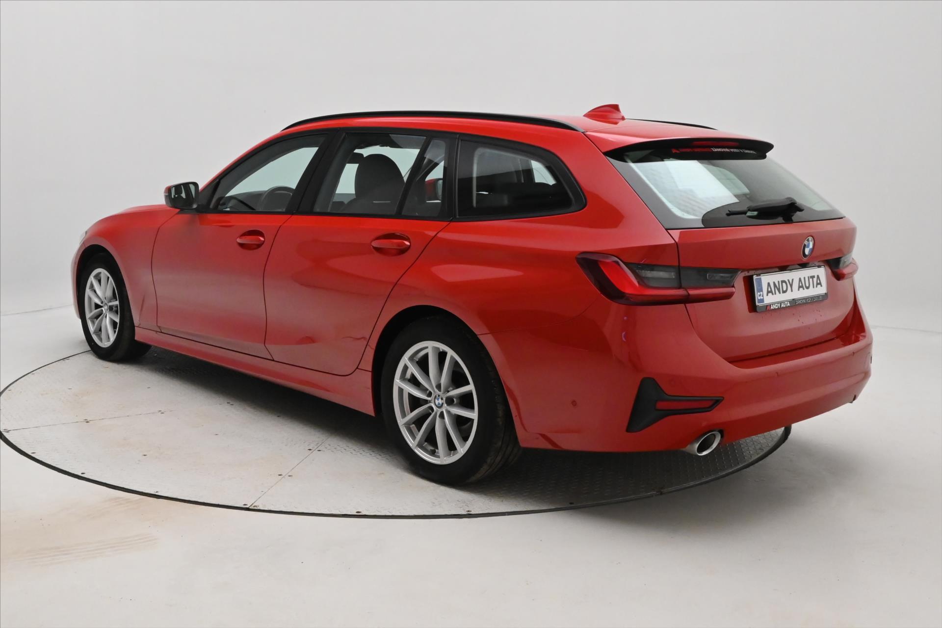 Main photo of the car BMW Row 3 2,0 320d 140 kW Steptronic Záruka a 5 let (7)