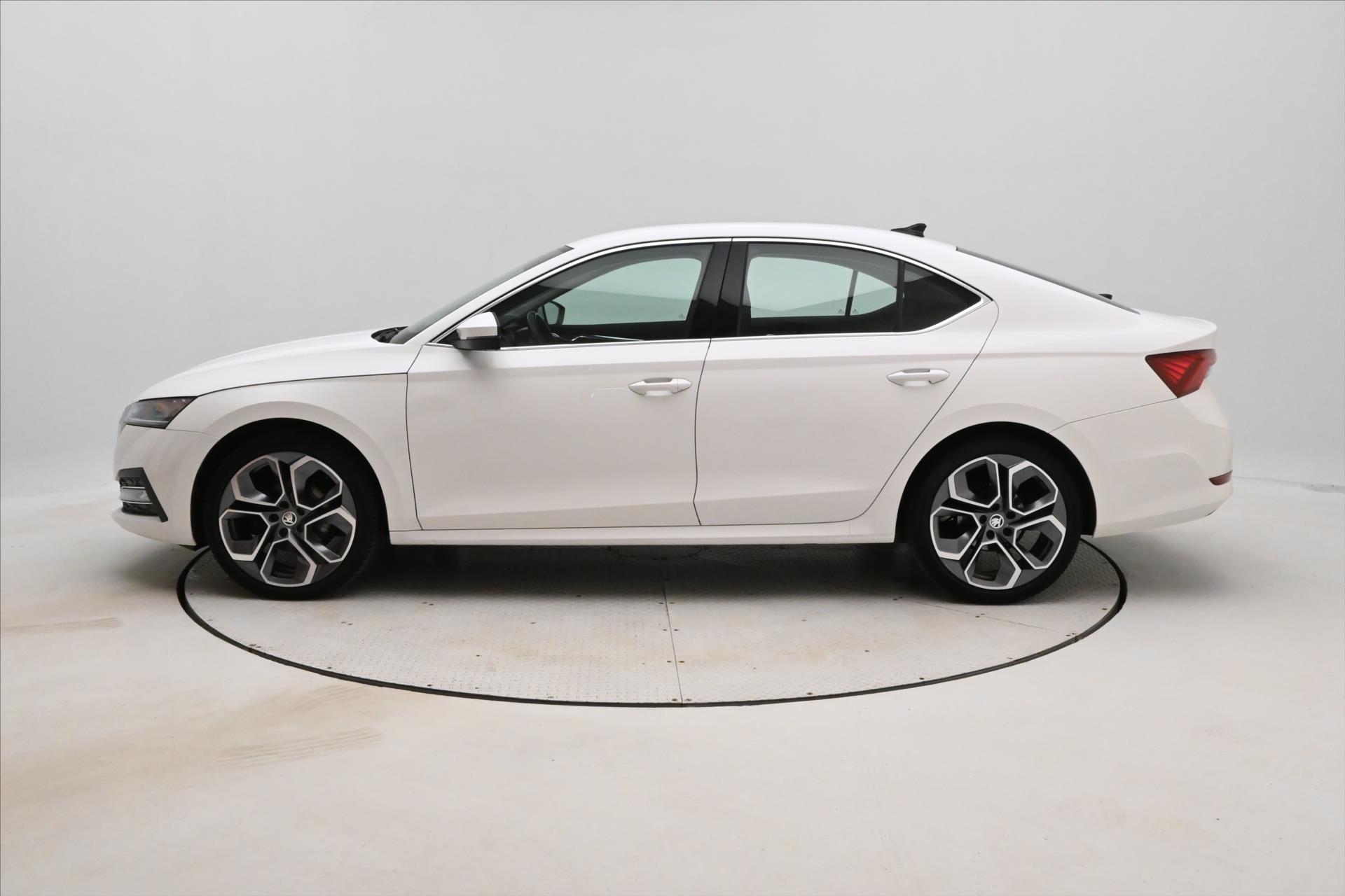 Hlavní fotografie vozu Škoda Octavia 2,0 TDI 110KW DSG STYLE Záruka až 5 let (8)