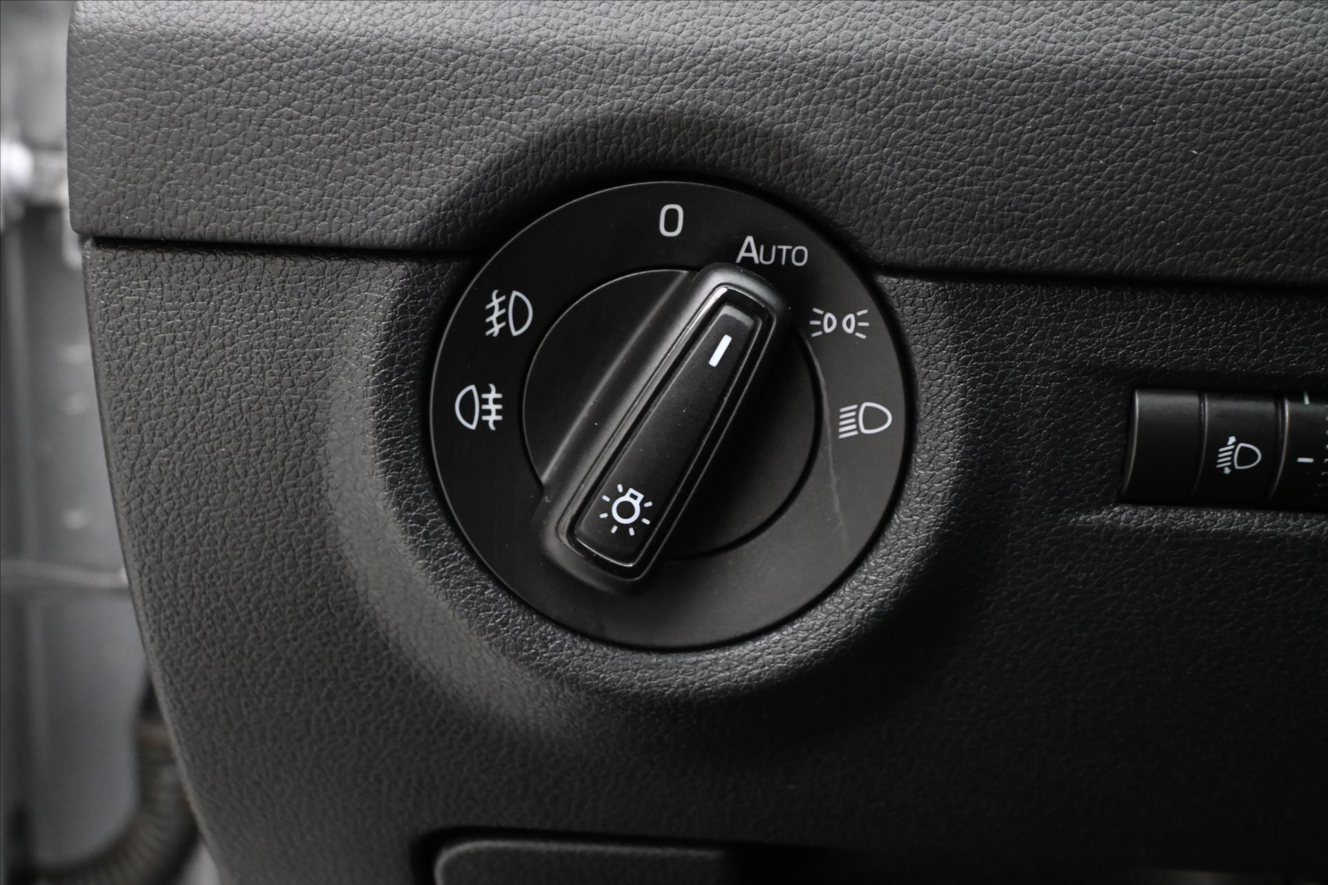 Main photo of the car Skoda Octavia 1,6 TDI 77 kW DSG Ambition Záruka až 5 let (25)