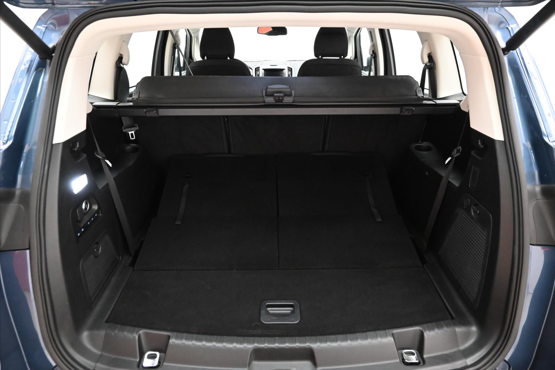 Main photo of the car Ford S-Max 2.0 EcoBLUE 140 kW AT8 7 SEATS Warranty up to 5 years (11)
