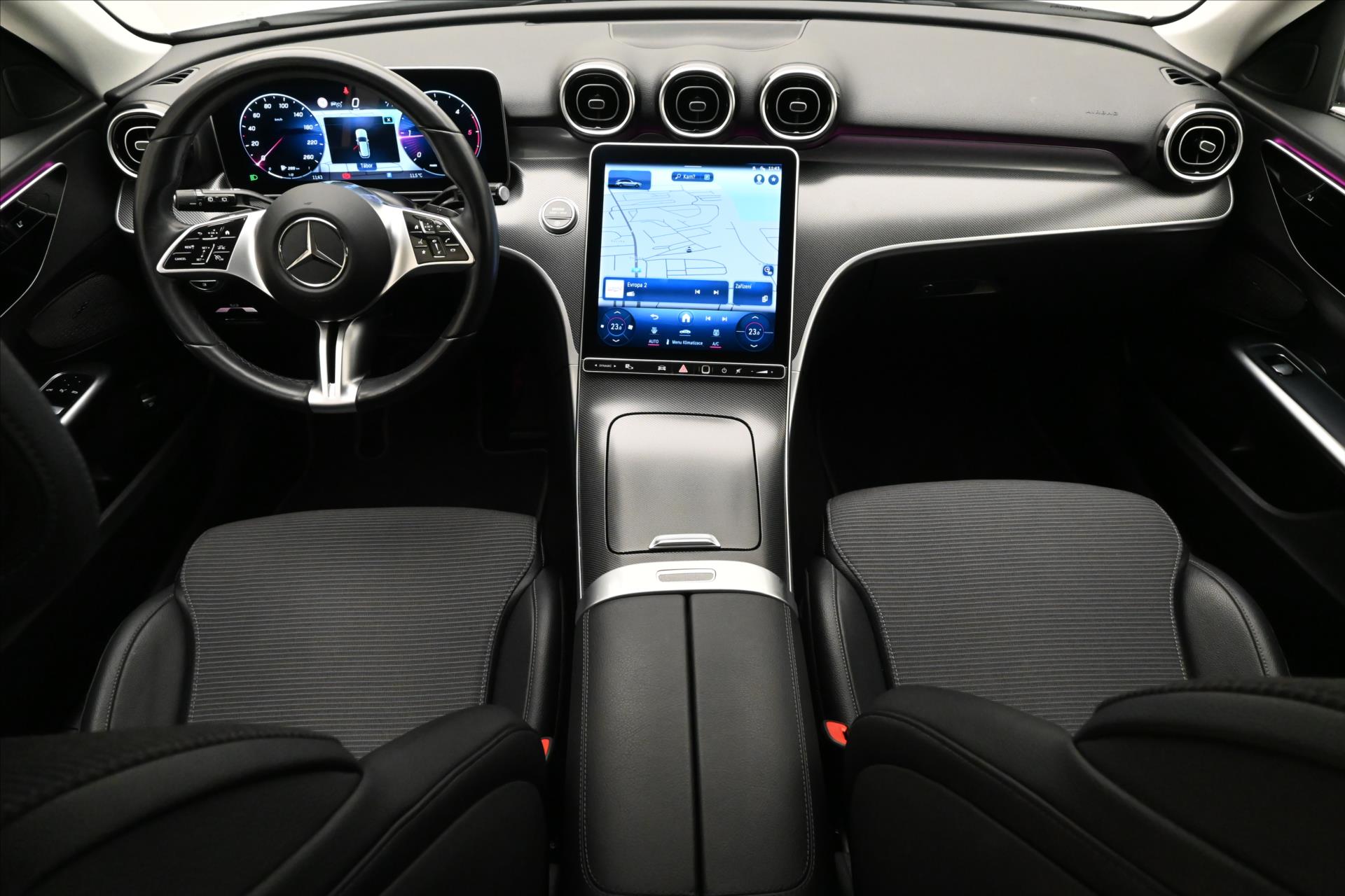 Hlavní fotografie vozu Mercedes-Benz Třídy C 2,0 220d 147 kW 9G Tronic TAŽNÉ Záruka až 5 let (15)