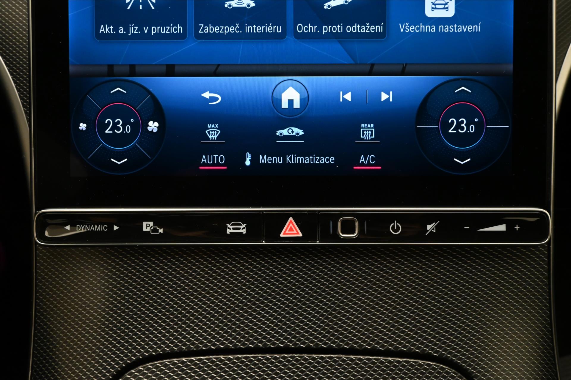 Hlavní fotografie vozu Mercedes-Benz Třídy C 2,0 220d 147 kW 9G Tronic TAŽNÉ Záruka až 5 let (21)