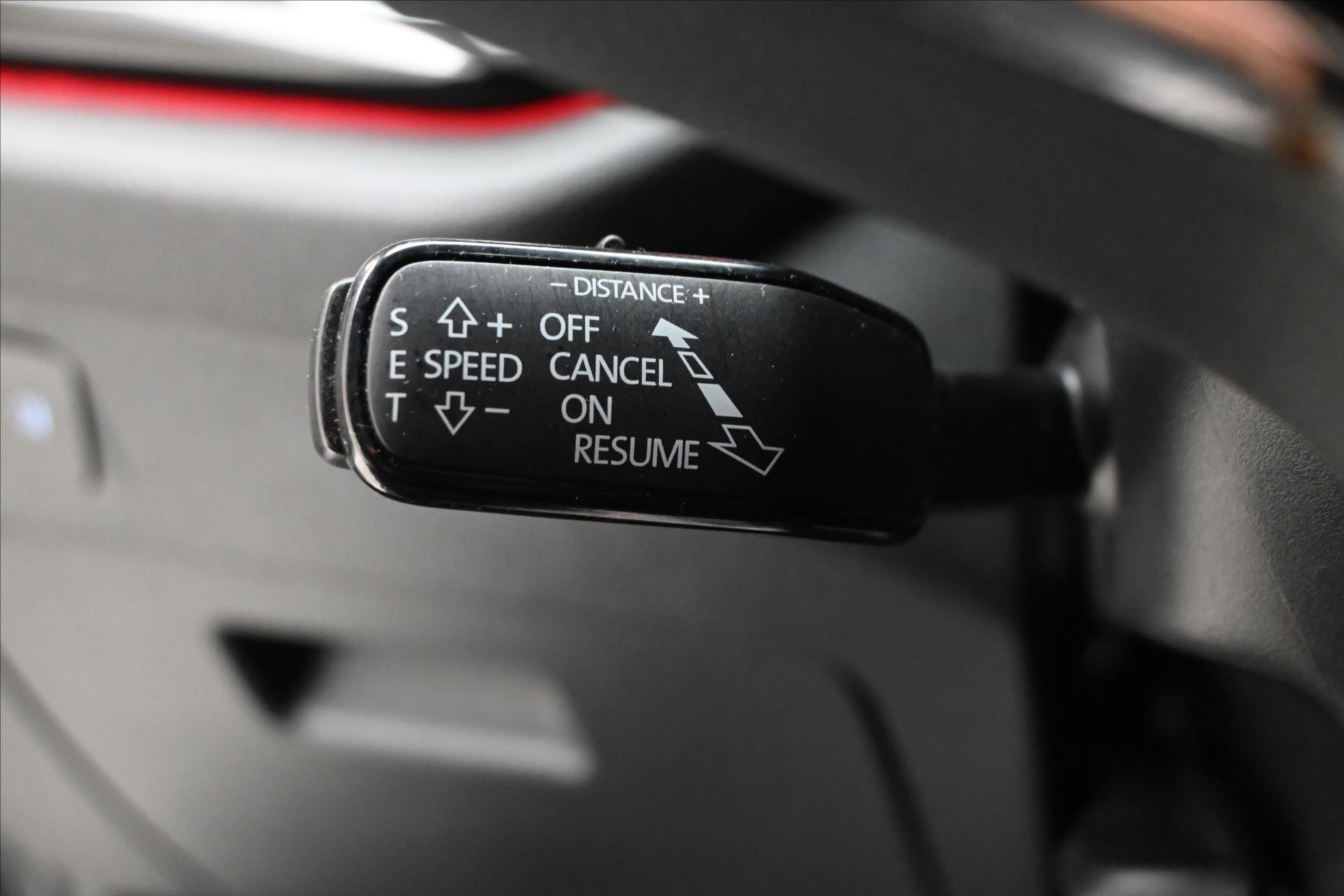 Hlavní fotografie vozu Škoda Octavia 2,0 TDI 110kW DSG Style Záruka až 5 let (25)