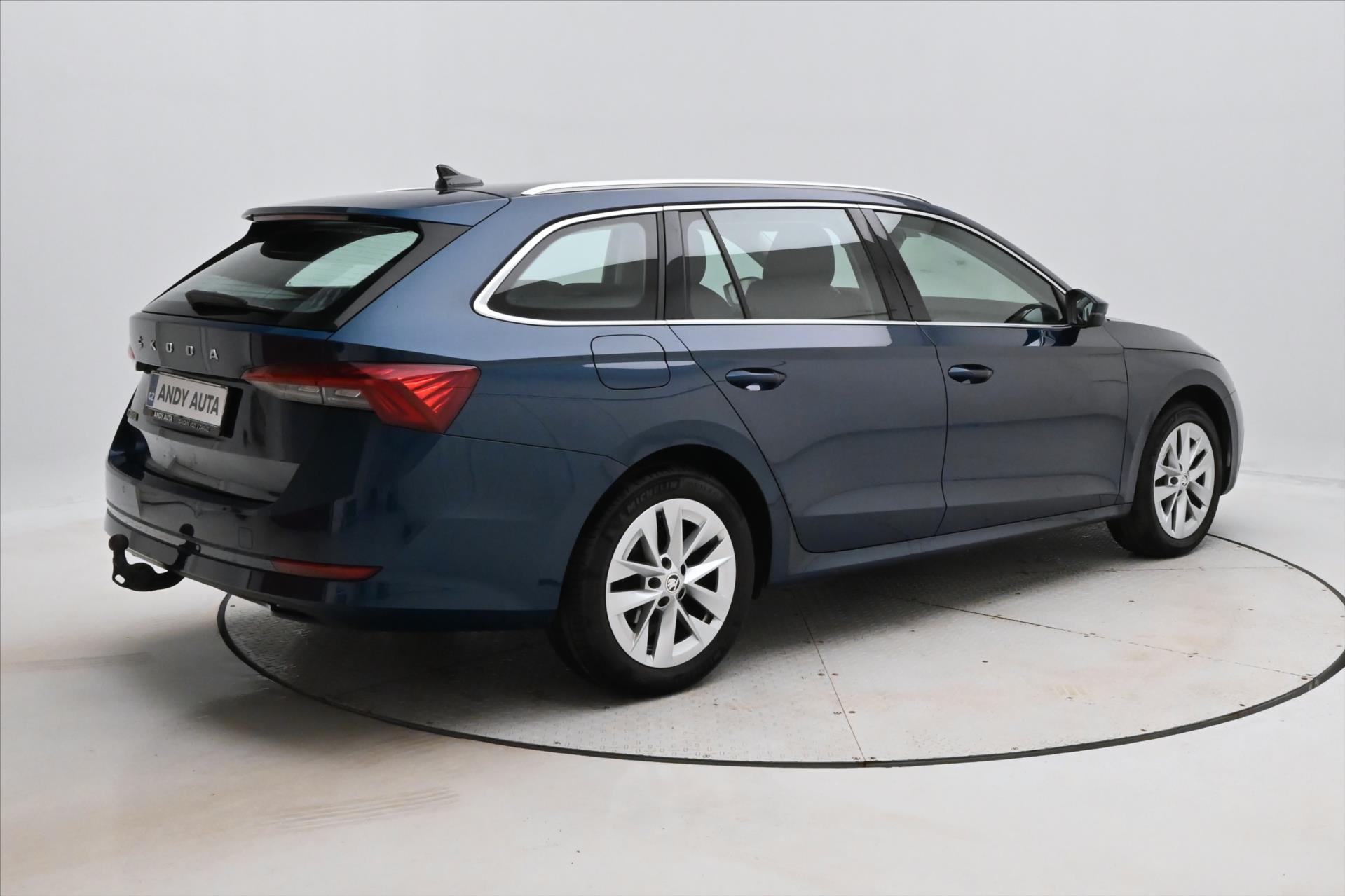 Hlavní fotografie vozu Škoda Octavia 2,0 TDI 110 kW DSG STYLE Záruka až 5 let (5)