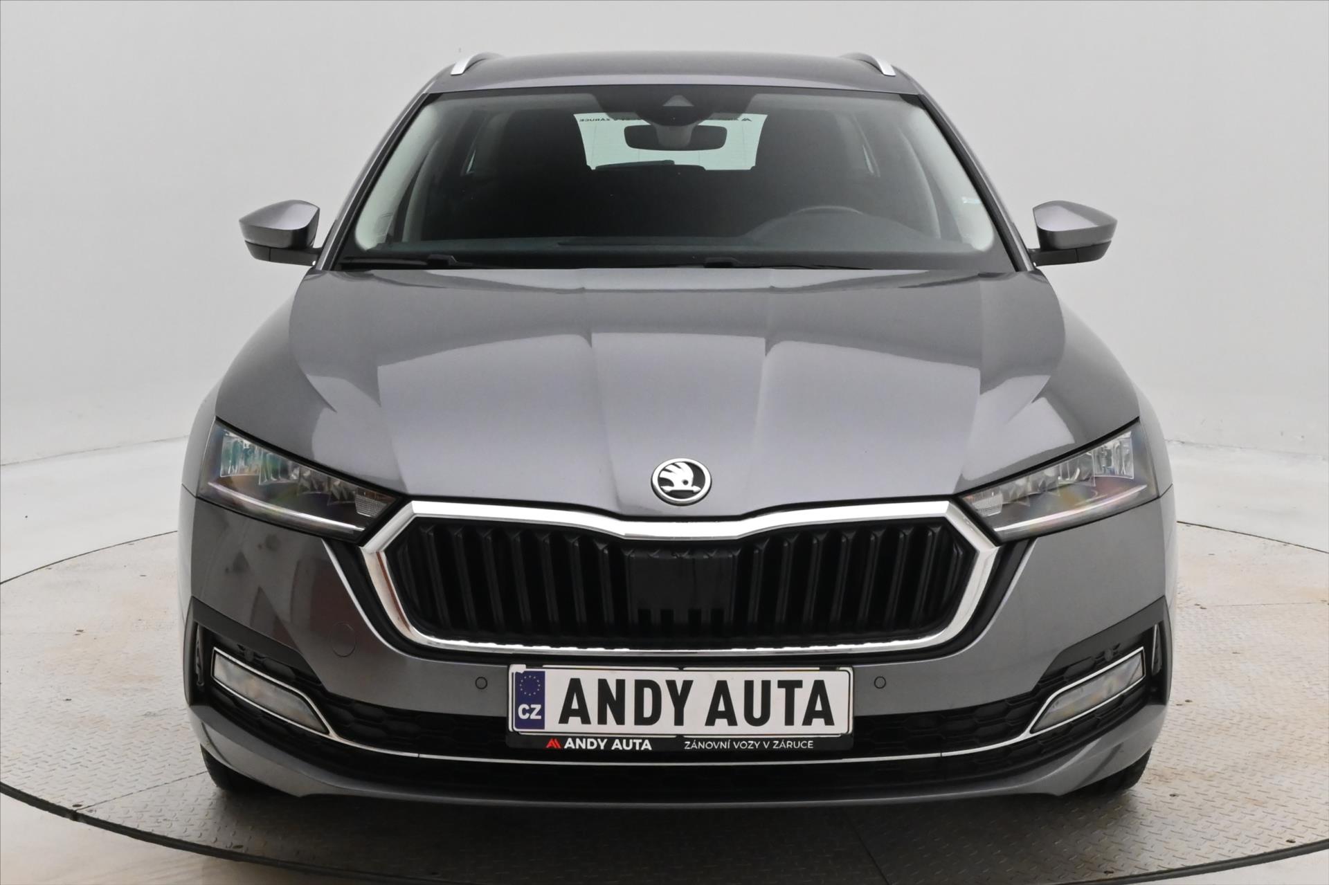 Hlavní fotografie vozu Škoda Octavia 2,0 TDI 110kW DSG Style Záruka až 5 let (2)