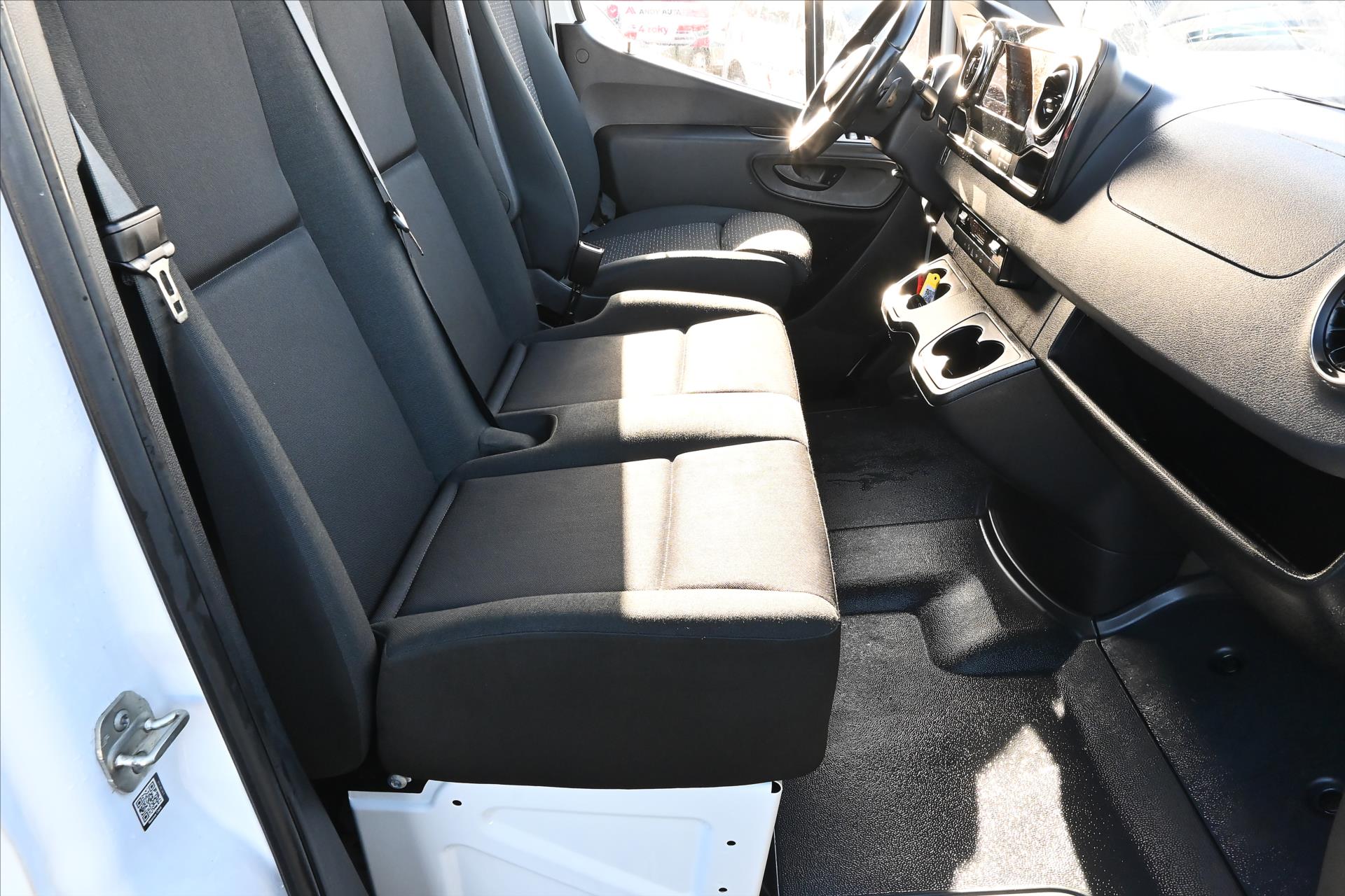 Hlavní fotografie vozu Mercedes-Benz Sprinter 2,0 317 CDI 125kW Záruka až 5 let (14)