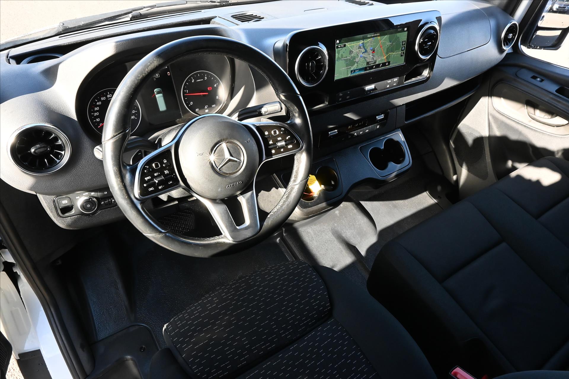 Hlavní fotografie vozu Mercedes-Benz Sprinter 2,0 317 CDI 125kW Záruka až 5 let (15)