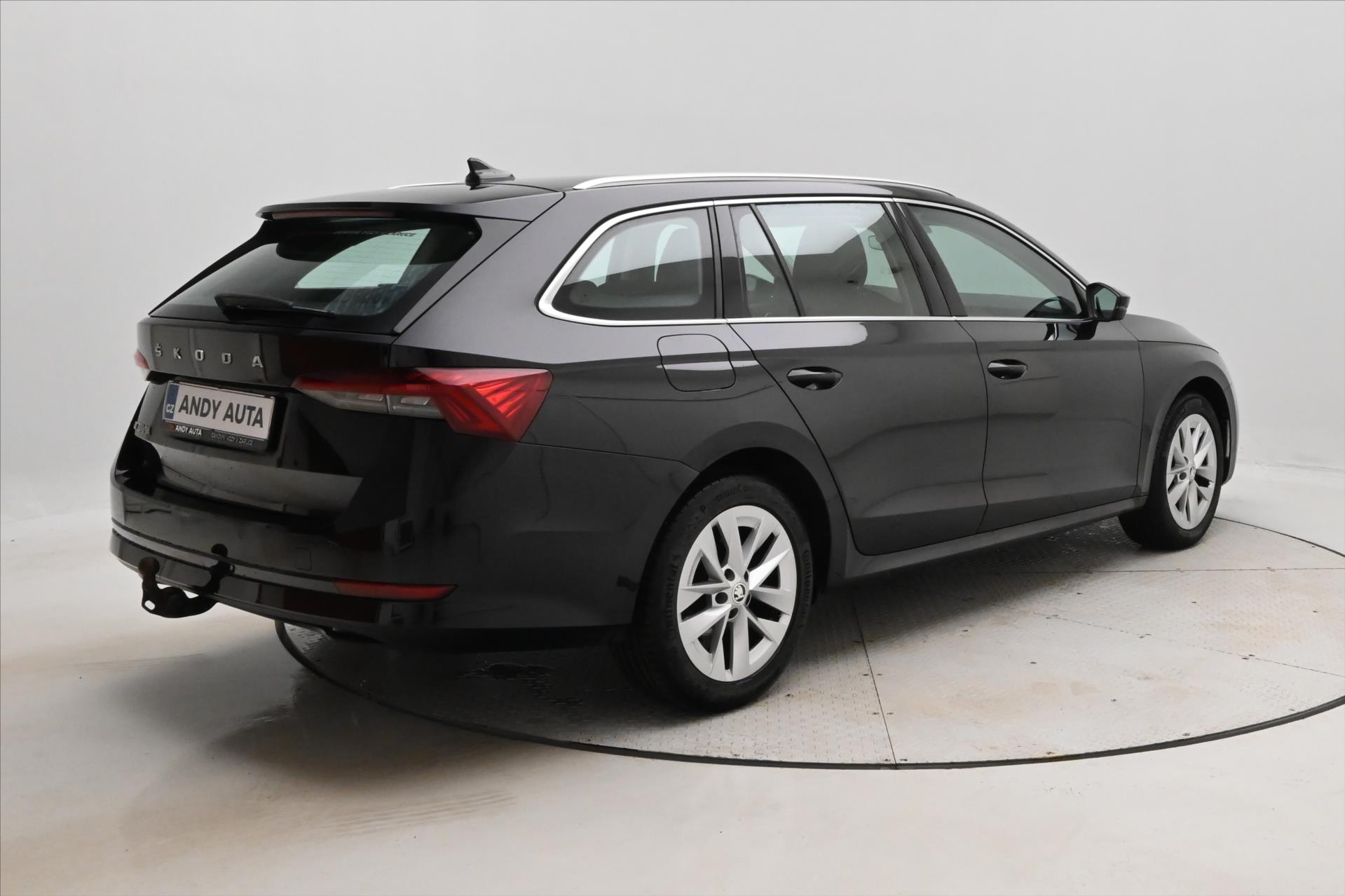 Hlavní fotografie vozu Škoda Octavia 2,0 TDI 110kW DSG Style Záruka až 5 let (5)