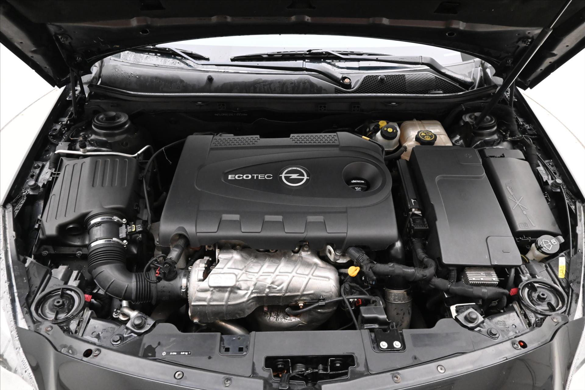 Hlavní fotografie vozu Opel Insignia 2,0 CDTI 103kW Bi-Xen tažné (9)